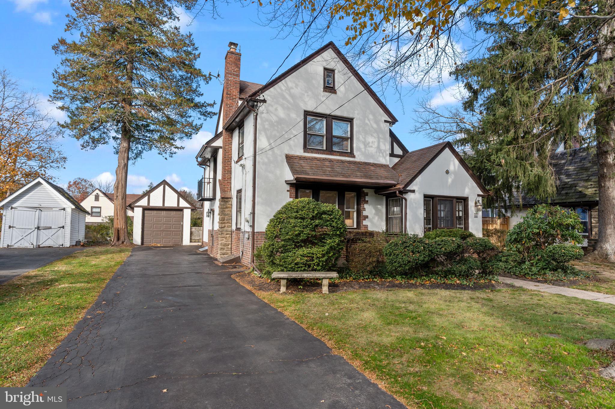 ELKINS PARK - Residential