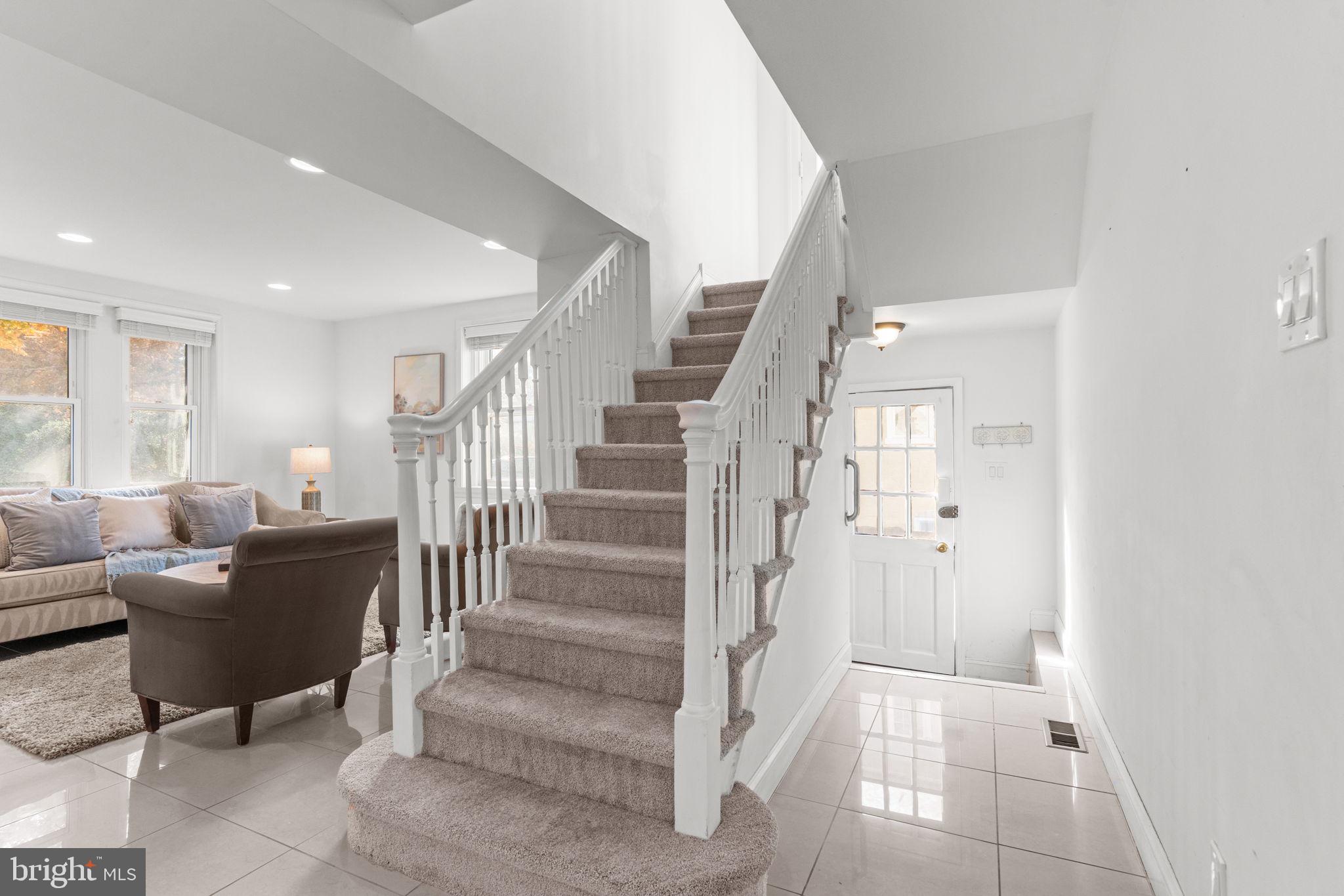 ELKINS PARK - Residential