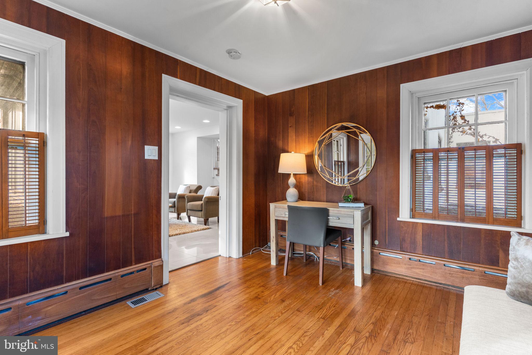 ELKINS PARK - Residential