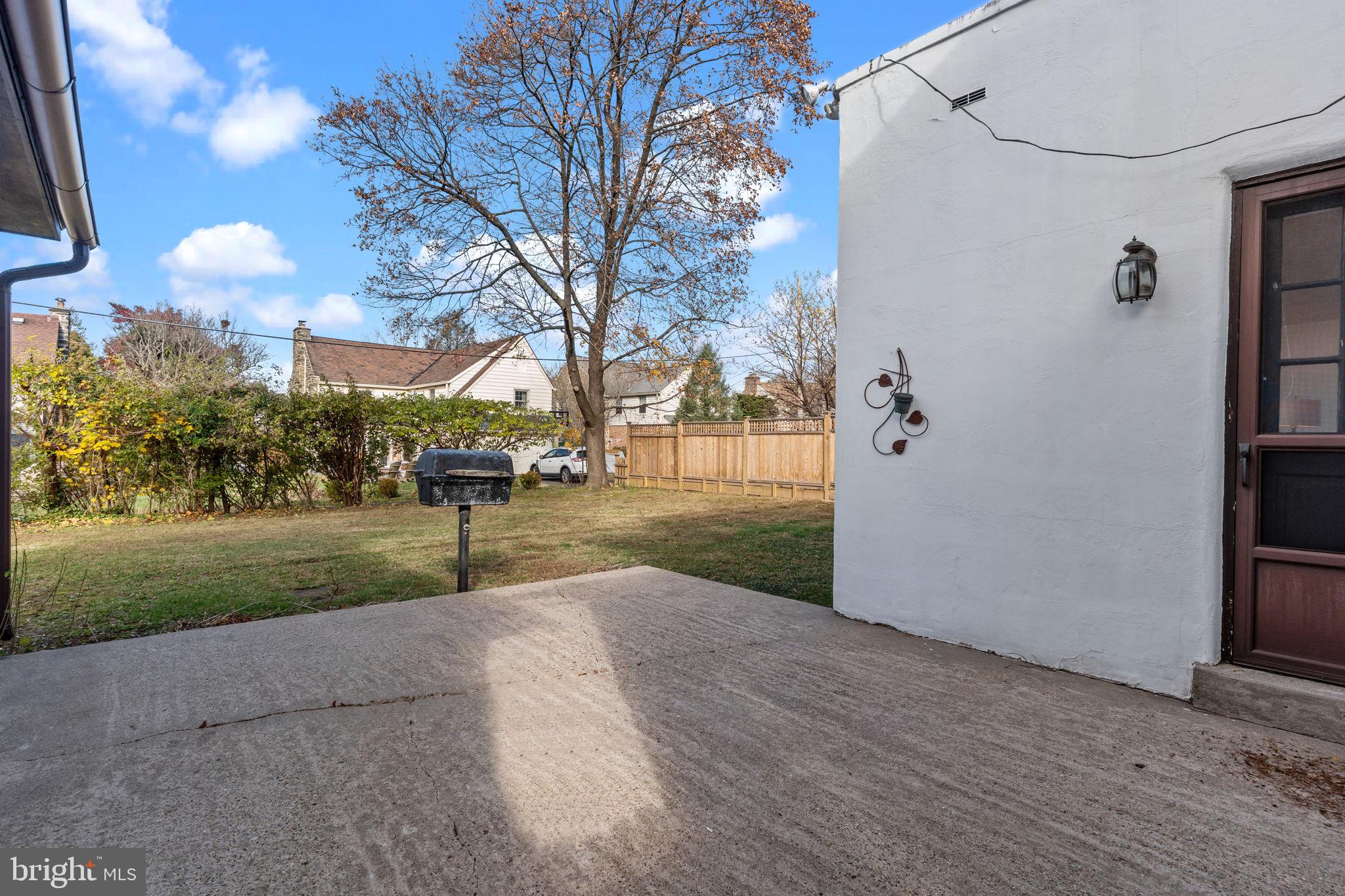 ELKINS PARK - Residential