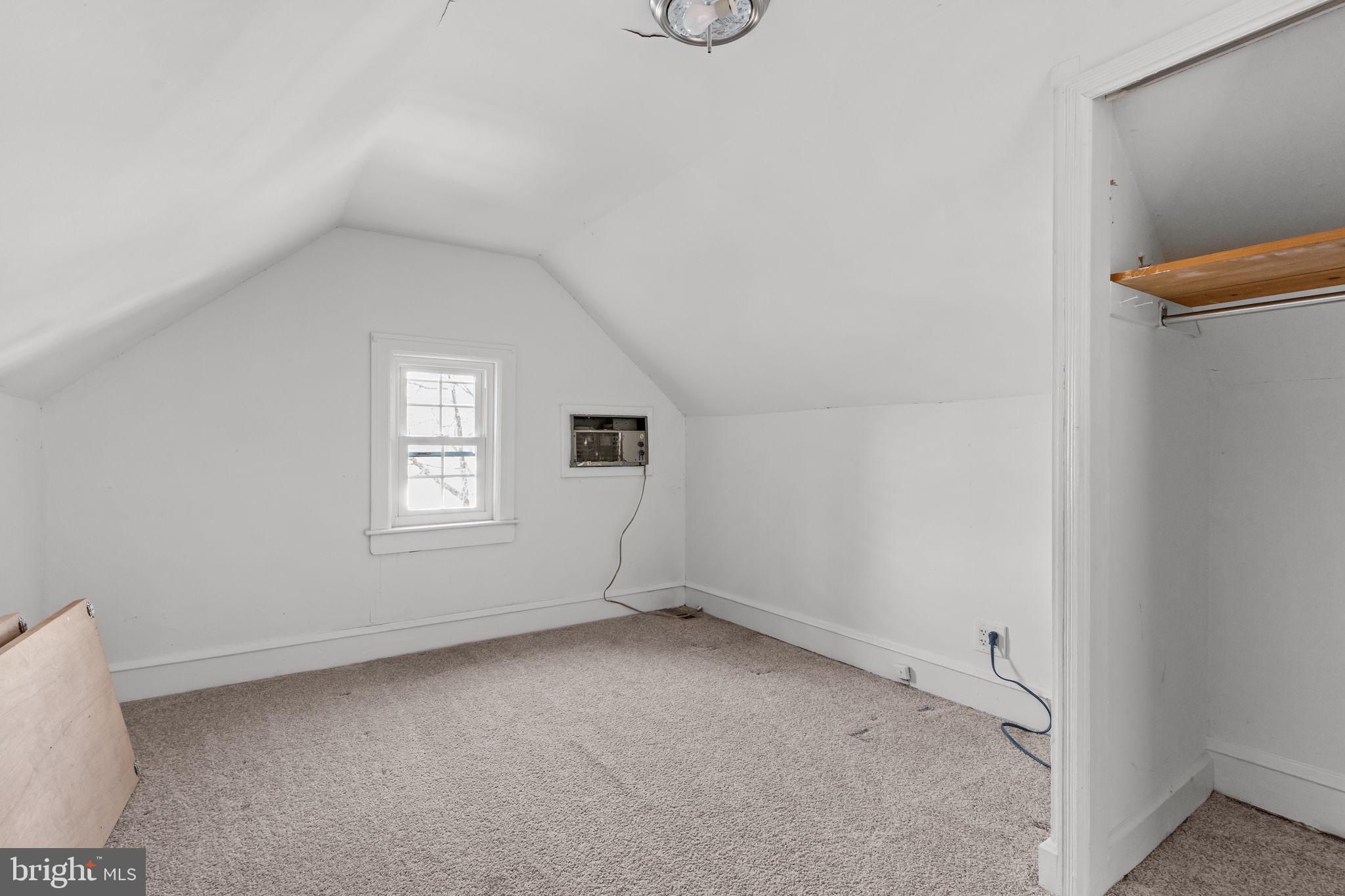 ELKINS PARK - Residential