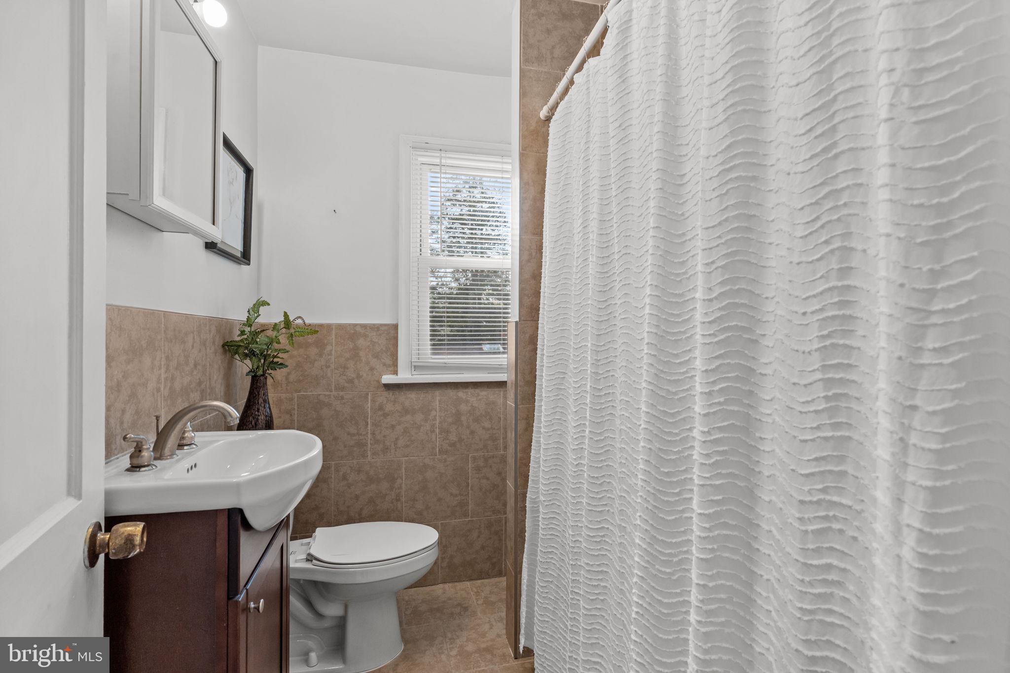 ELKINS PARK - Residential