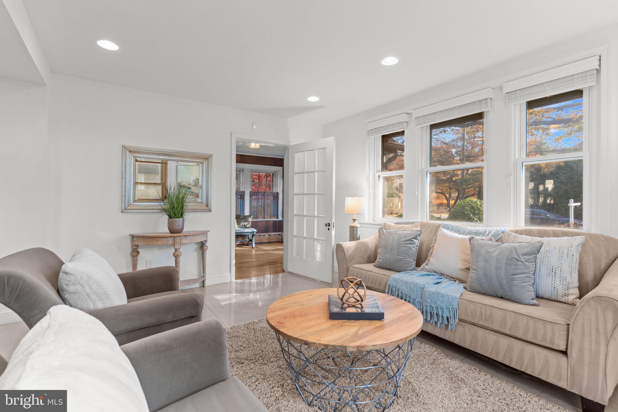 ELKINS PARK - Residential