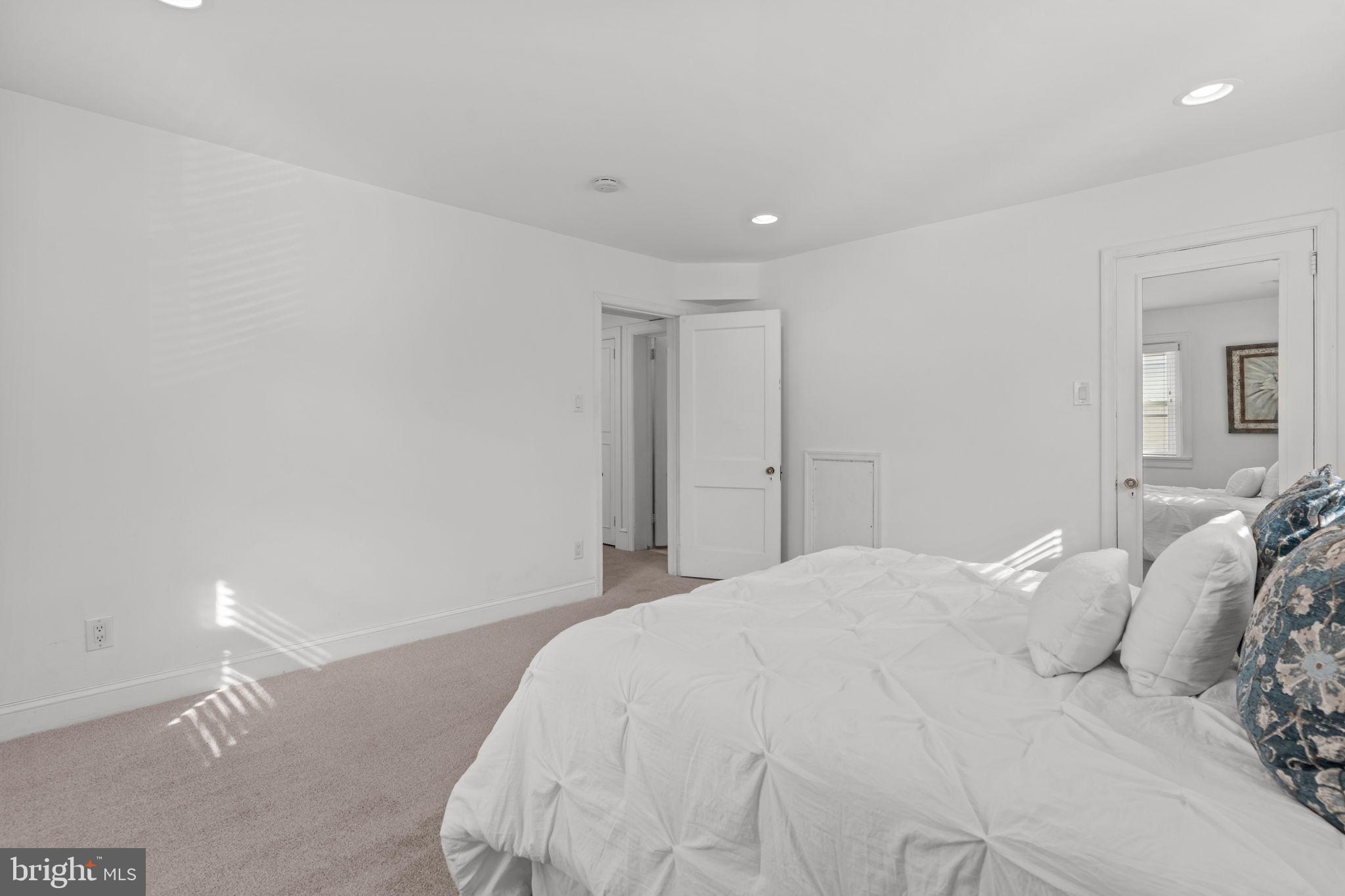 ELKINS PARK - Residential