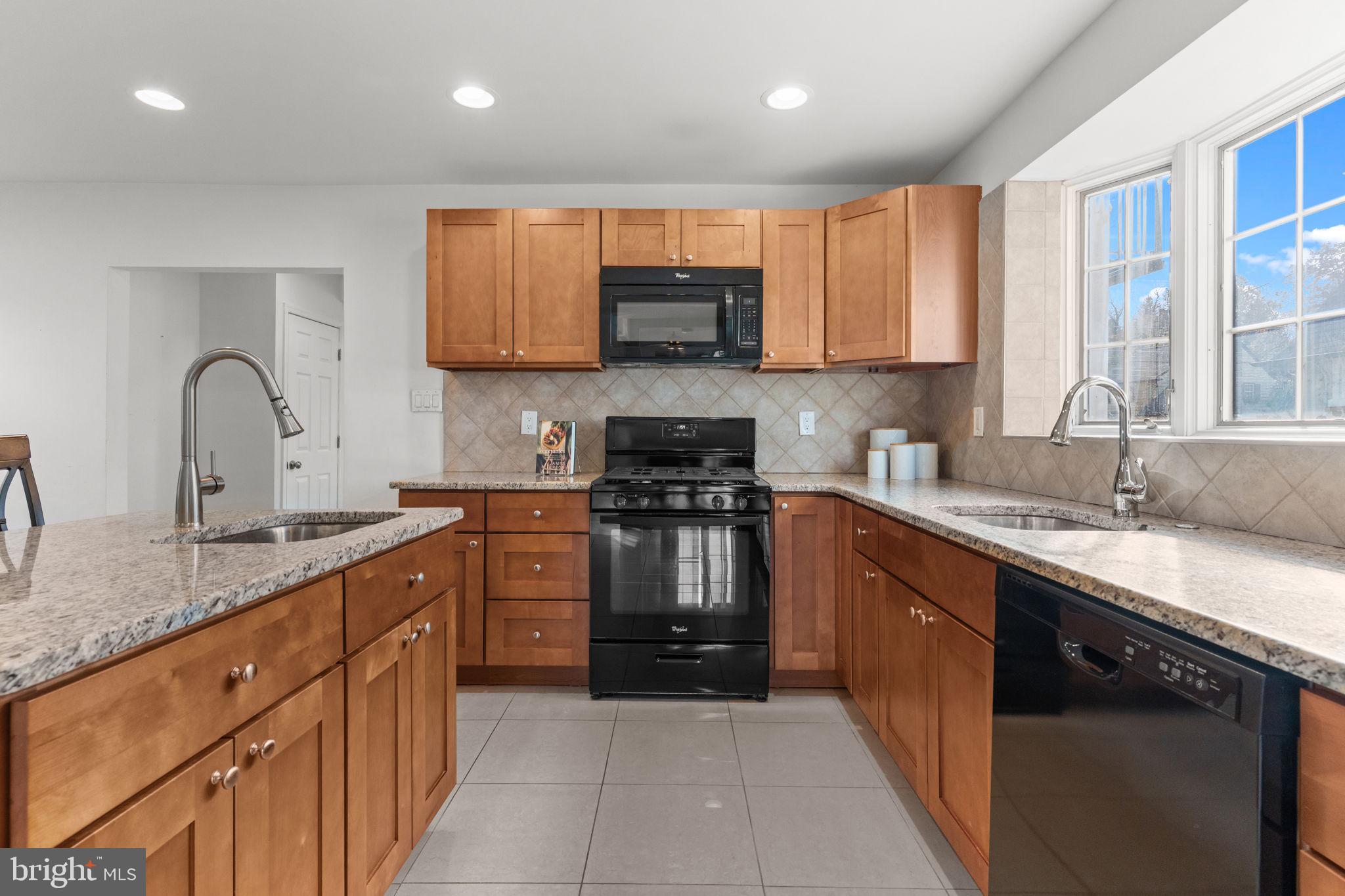 ELKINS PARK - Residential