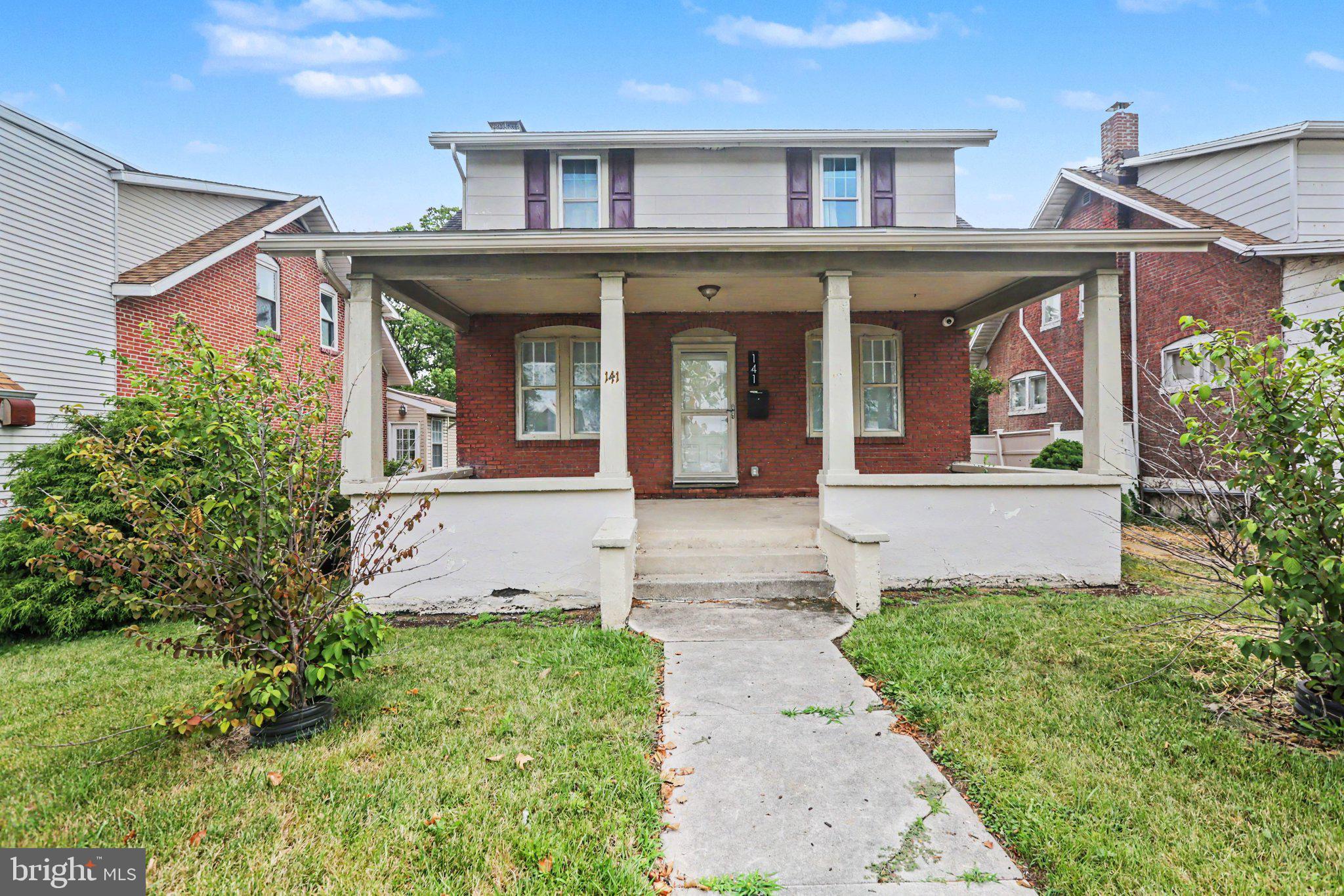 141 S 32ND STREET