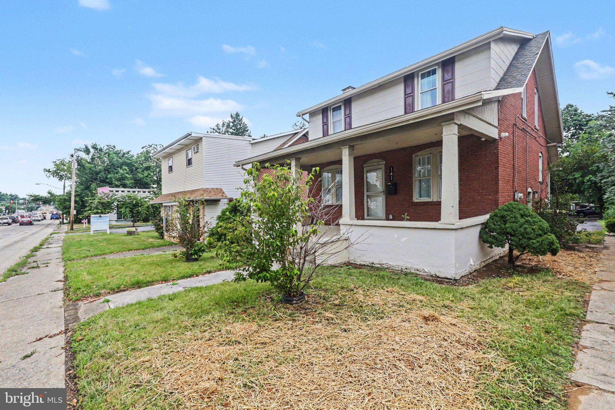 141 S 32ND STREET