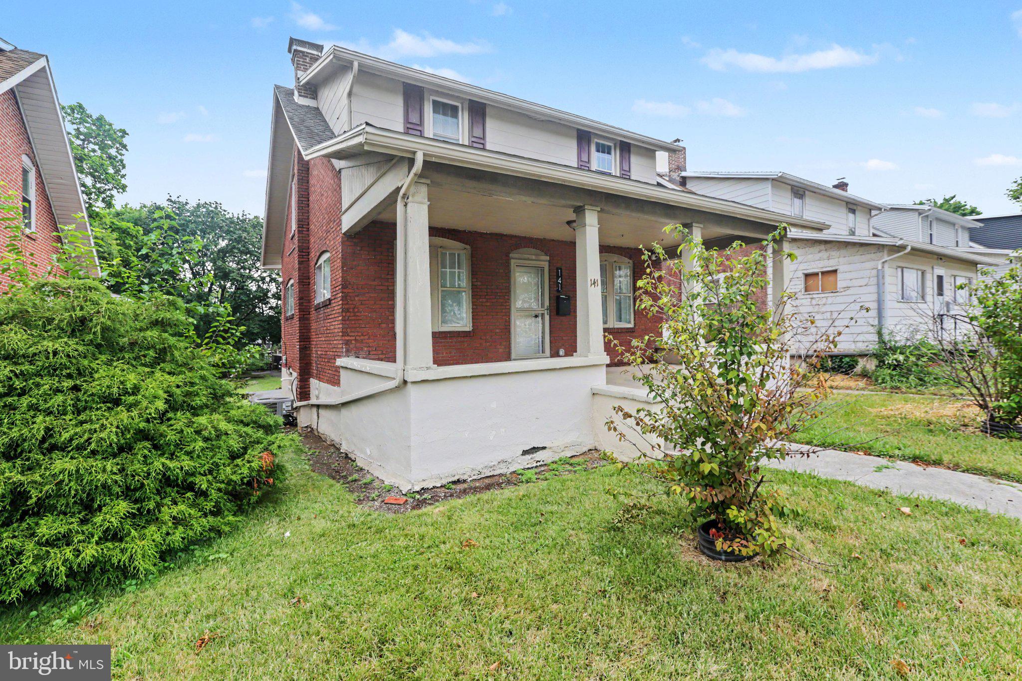 141 S 32ND STREET