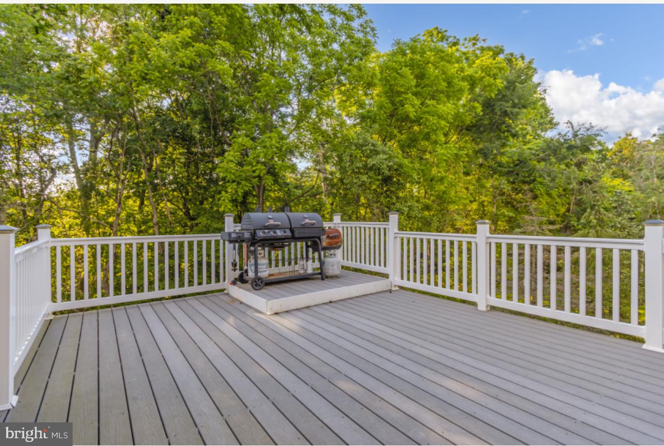 FAIRWAY ESTATES - Residential