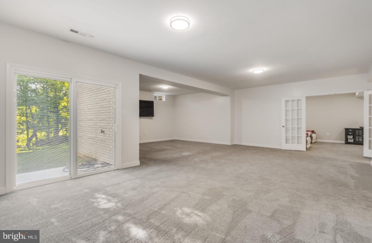 FAIRWAY ESTATES - Residential