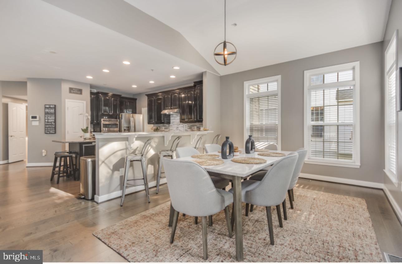 FAIRWAY ESTATES - Residential