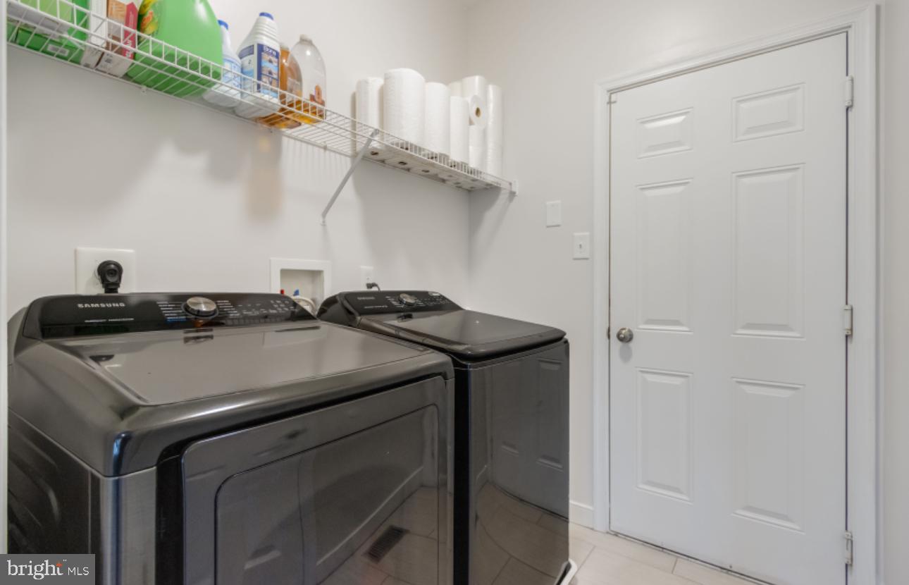 FAIRWAY ESTATES - Residential