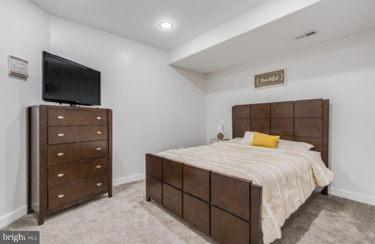 FAIRWAY ESTATES - Residential