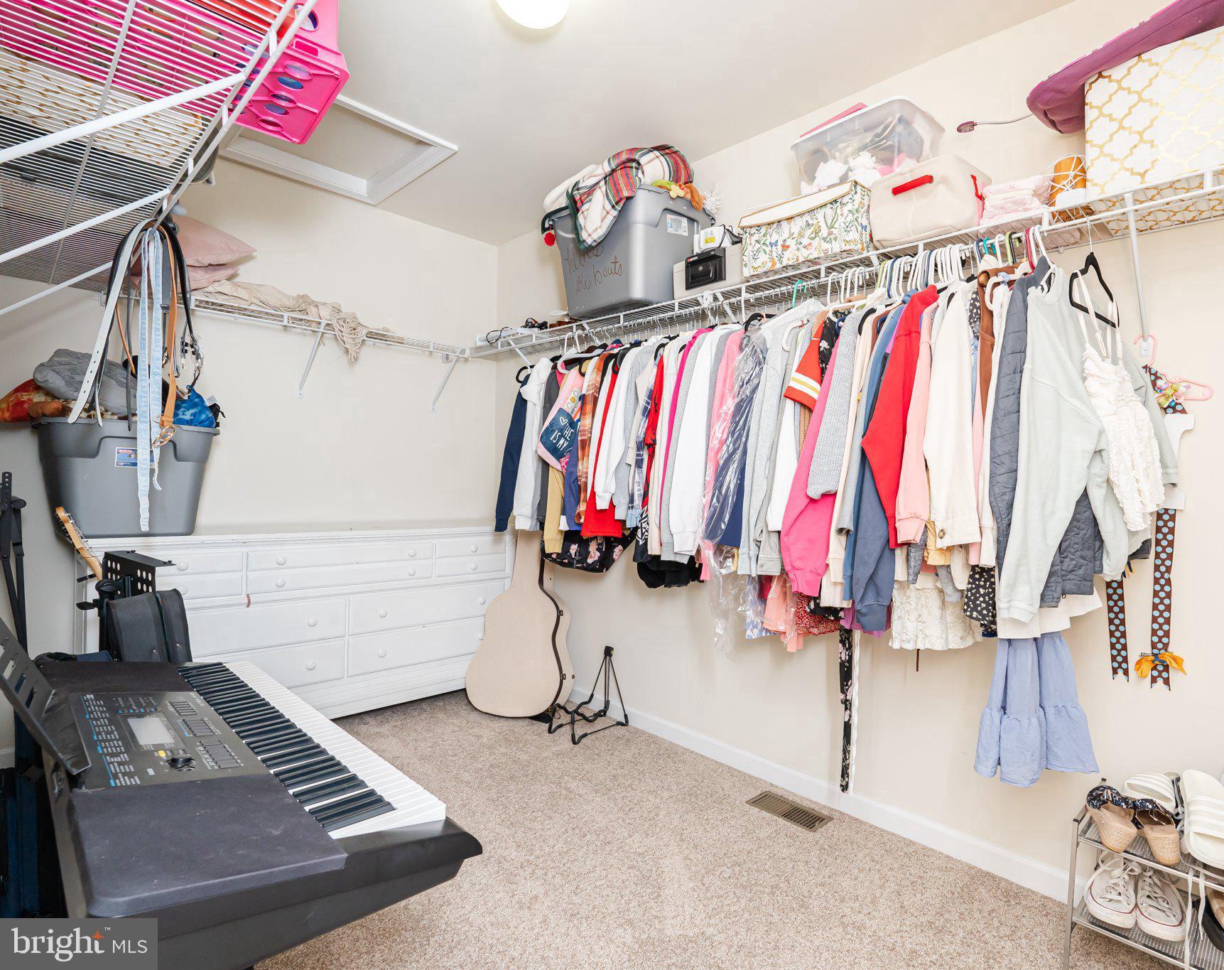 THE POINT - Residential