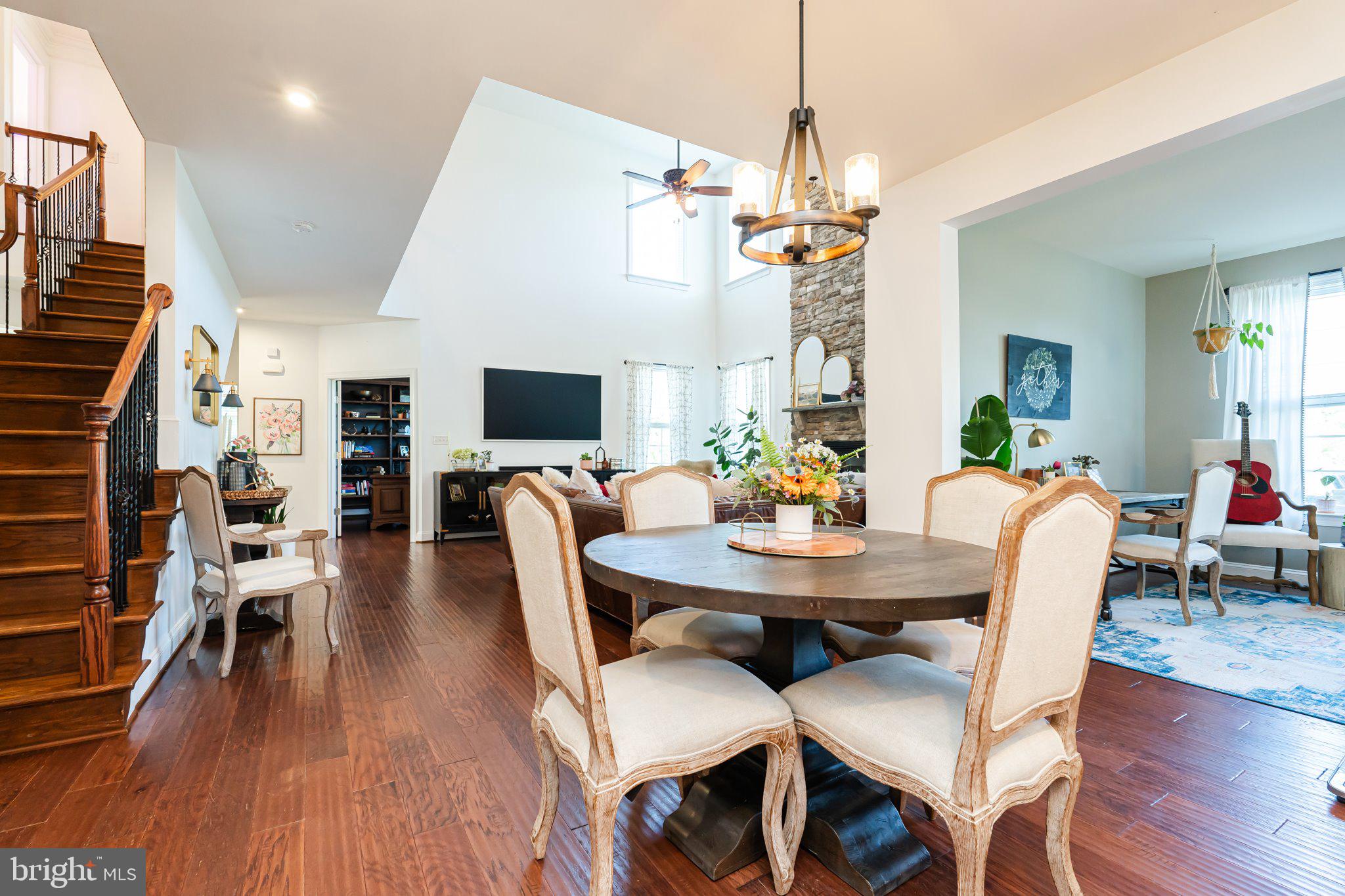 THE POINT - Residential