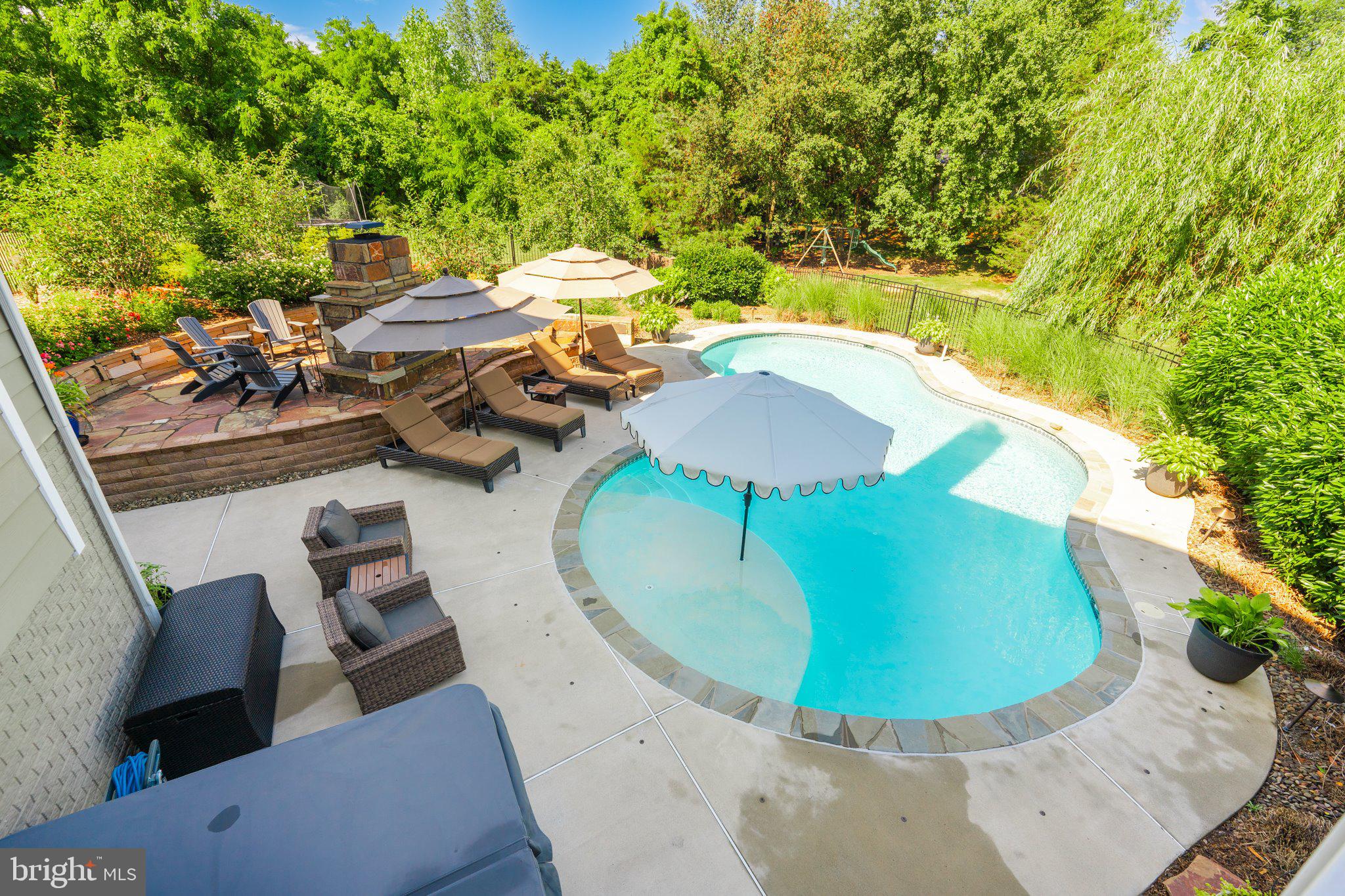 THE POINT - Residential