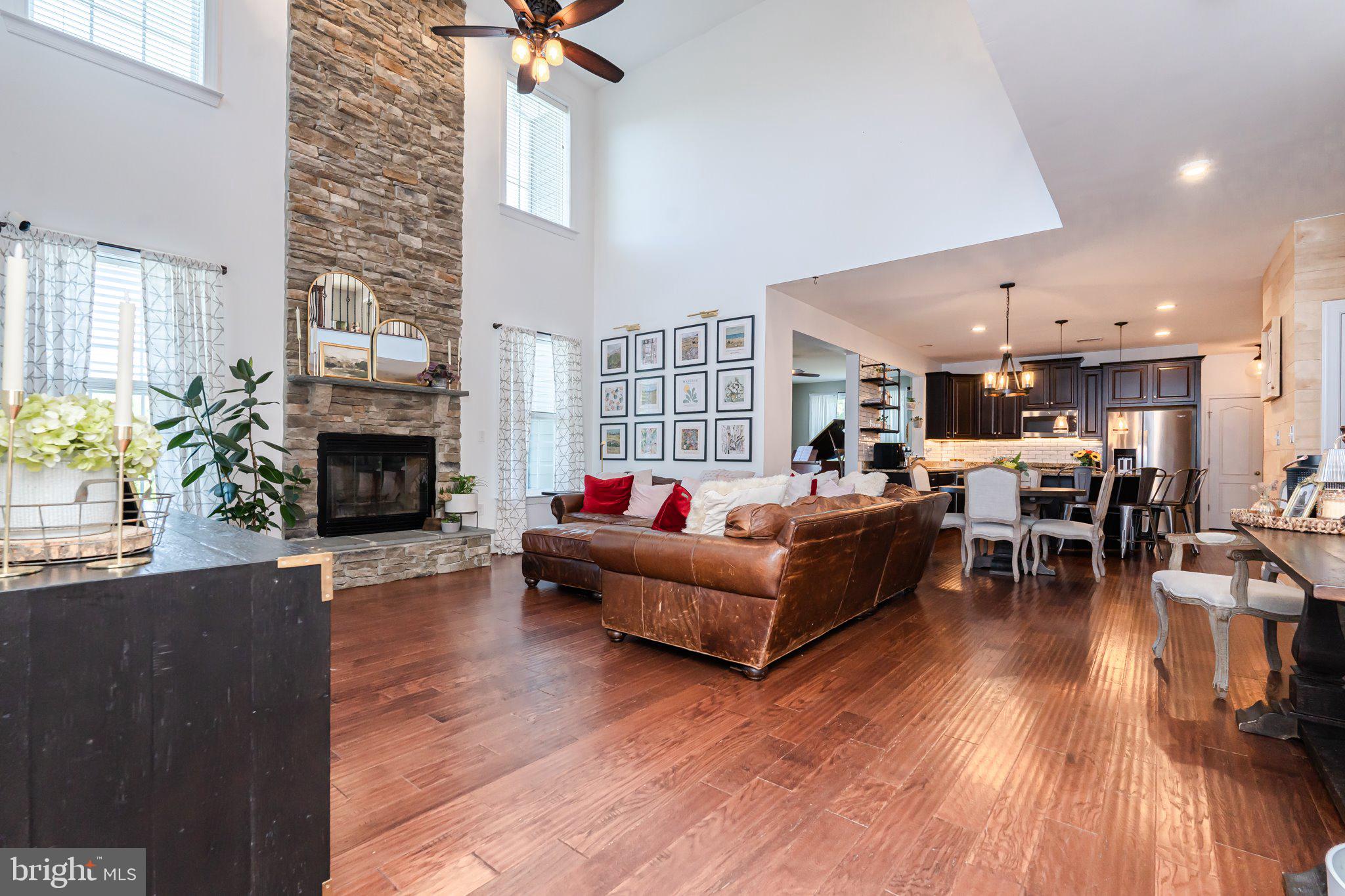 THE POINT - Residential