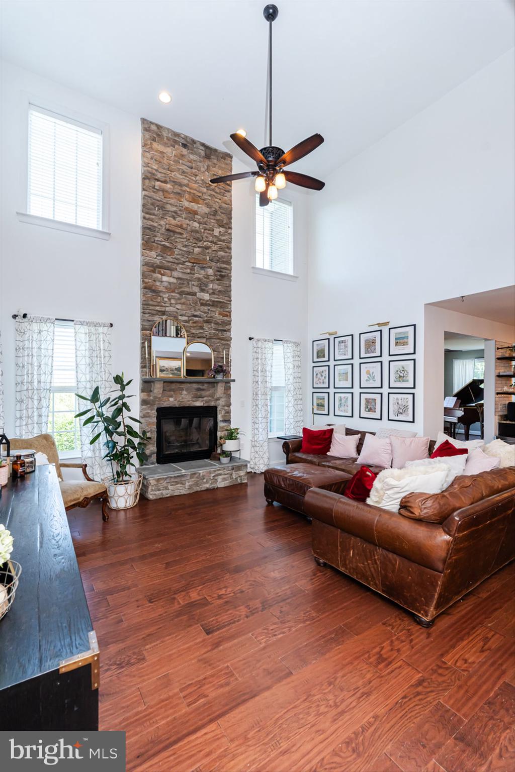 THE POINT - Residential