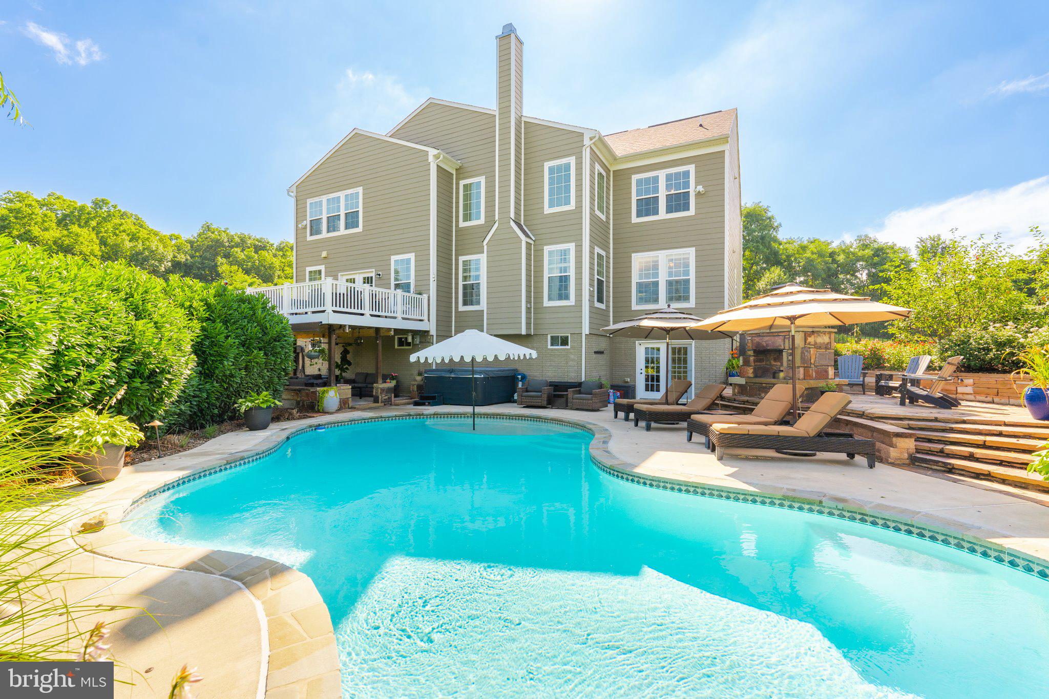 THE POINT - Residential