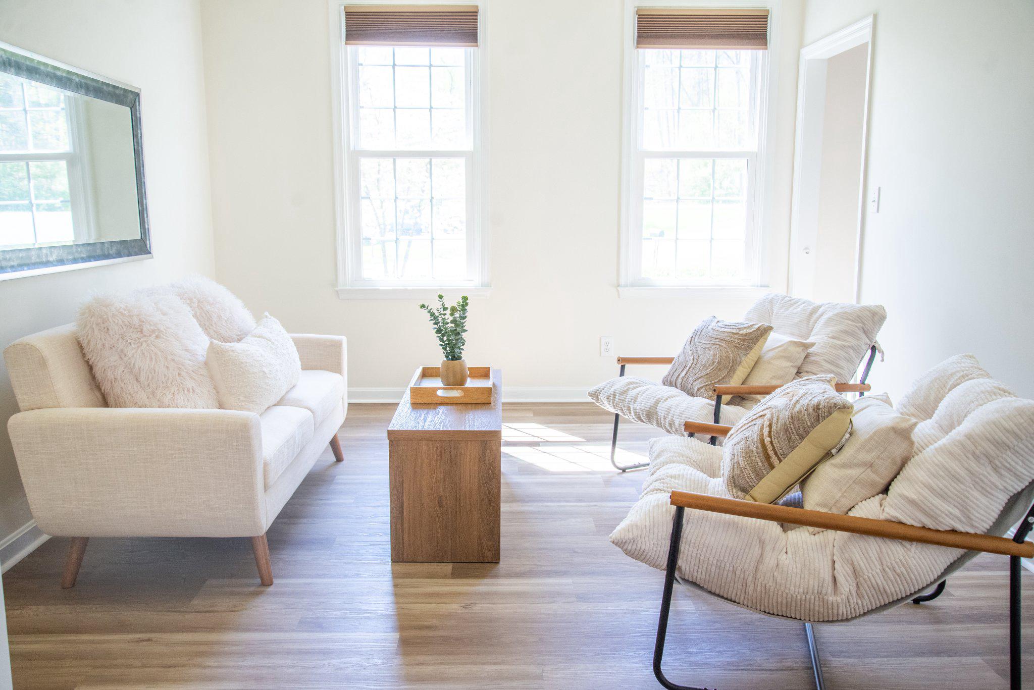 ARGYLE HILLS - Residential