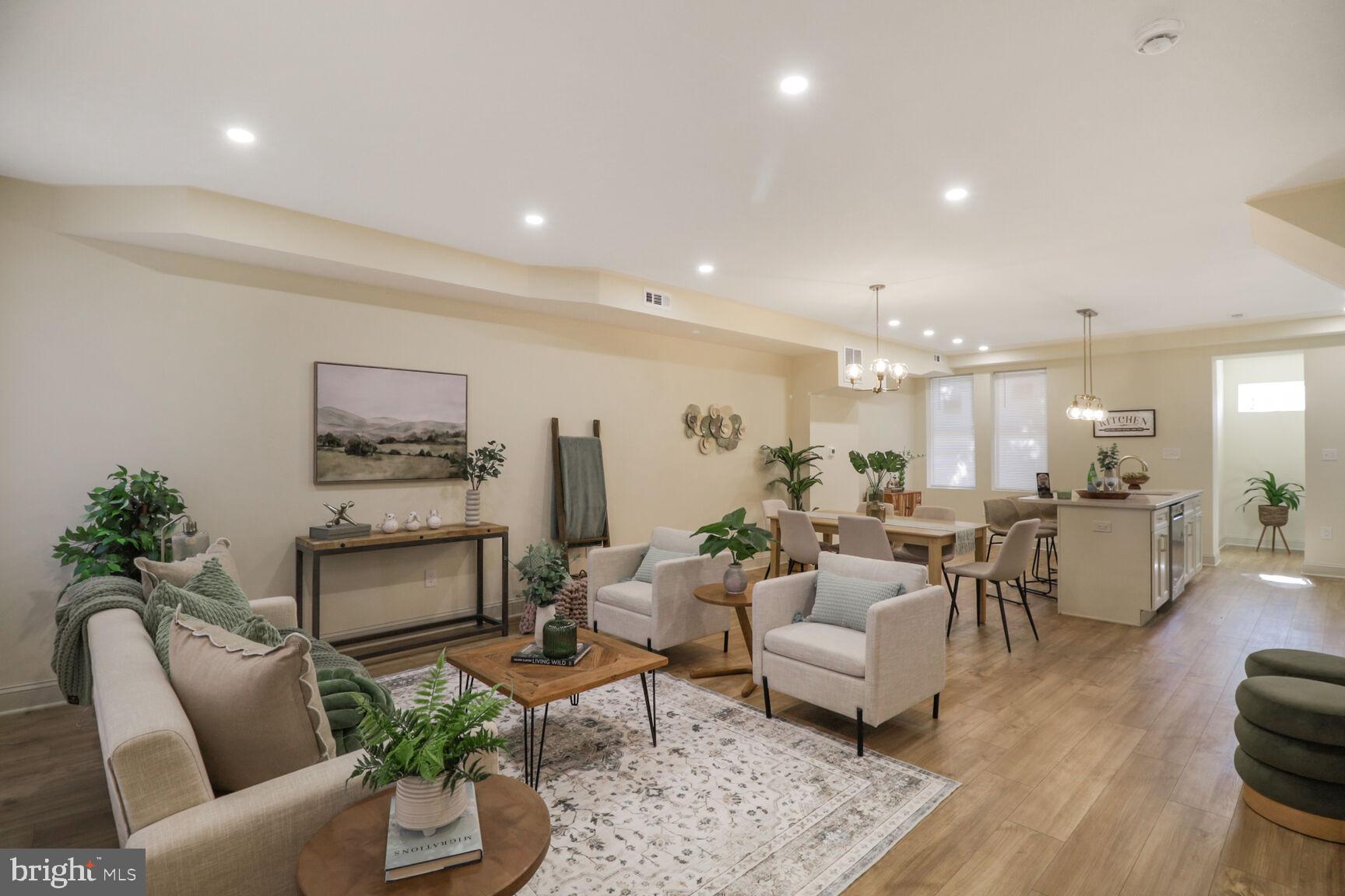 EDGEWOOD - Residential