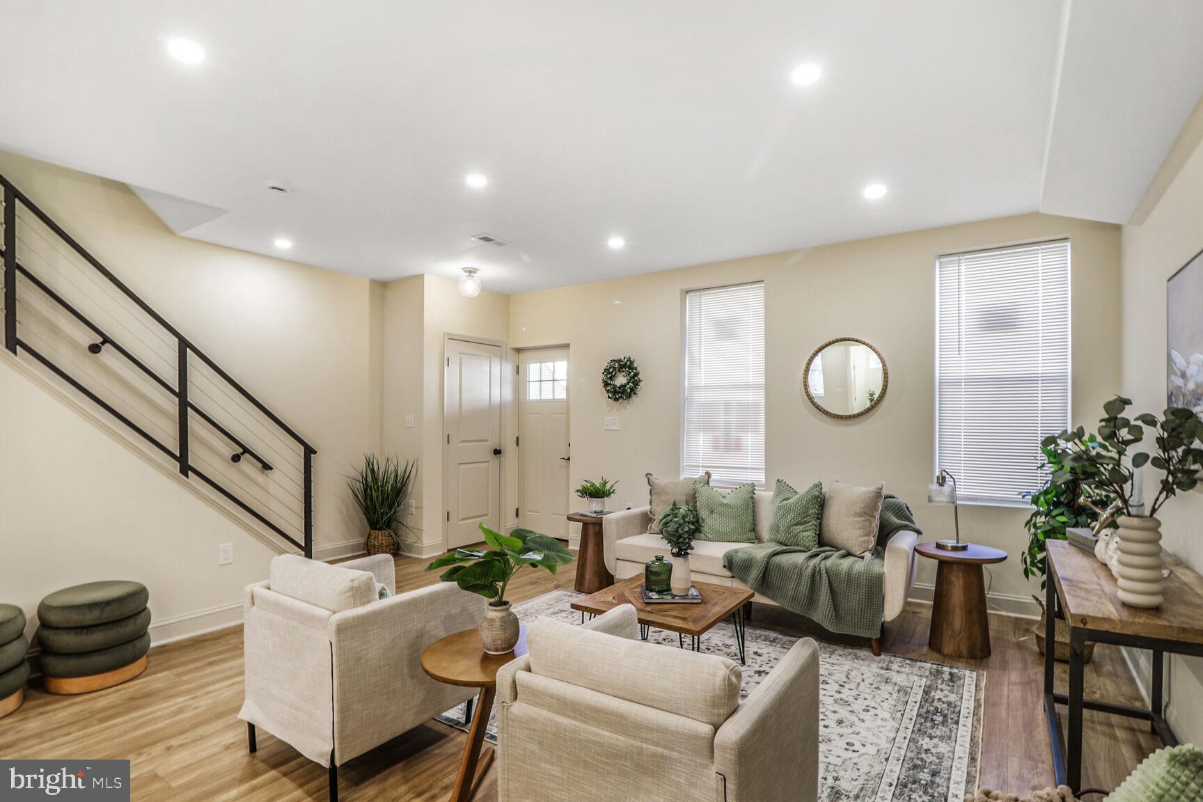 EDGEWOOD - Residential