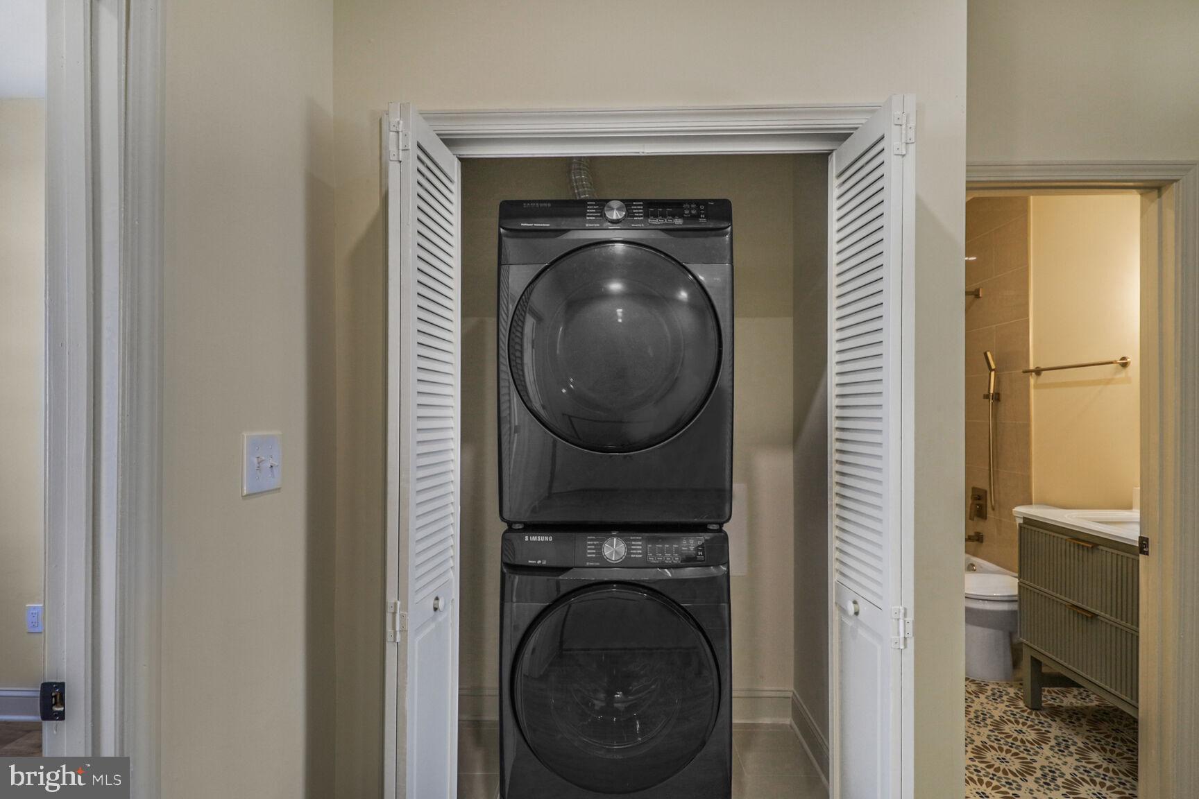 EDGEWOOD - Residential