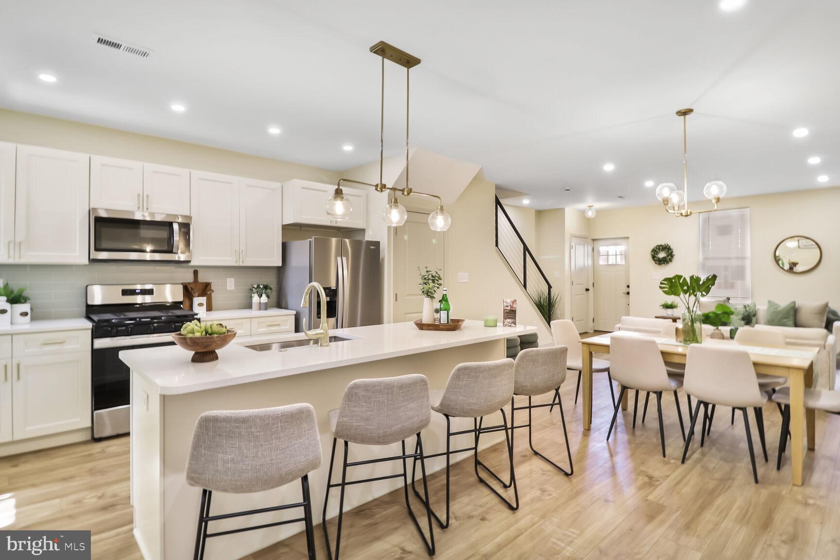 EDGEWOOD - Residential