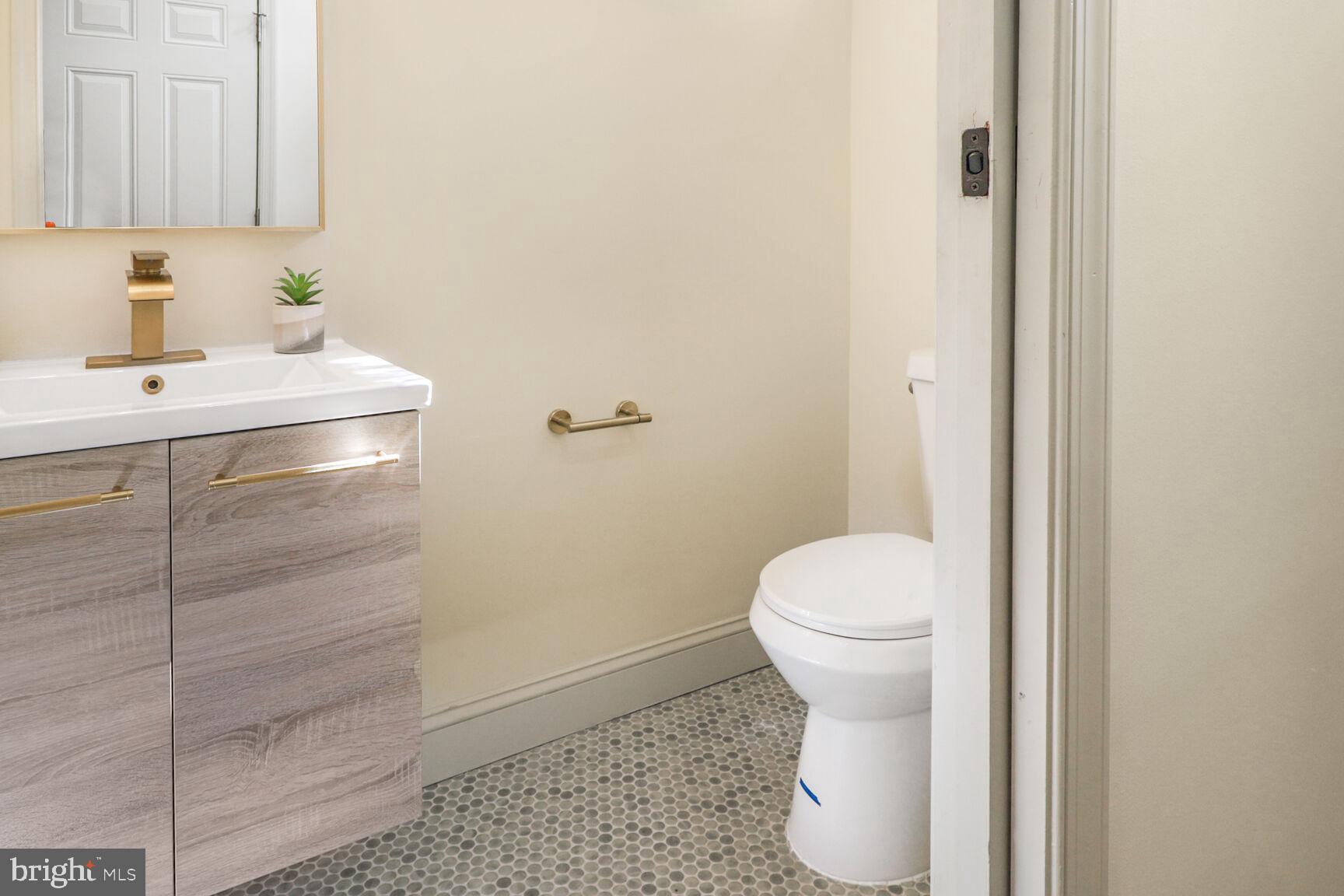 EDGEWOOD - Residential