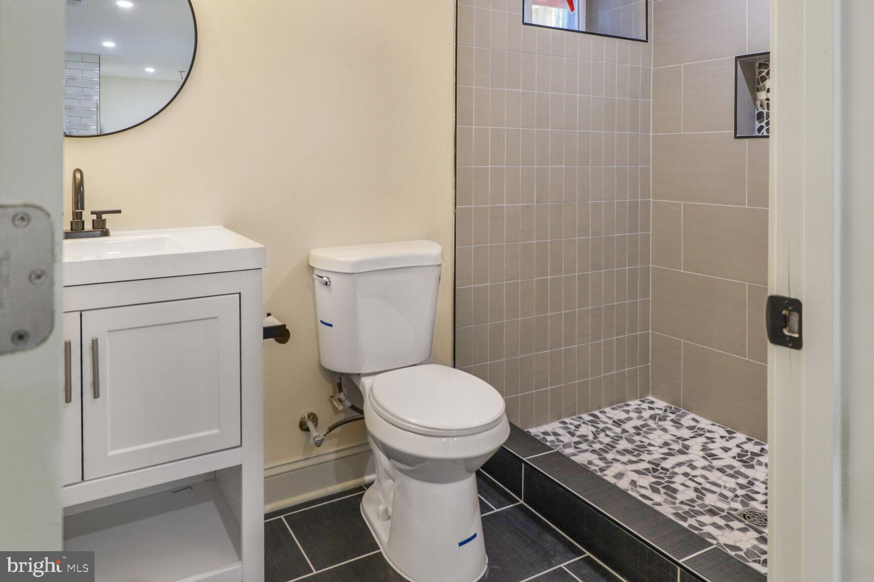 EDGEWOOD - Residential