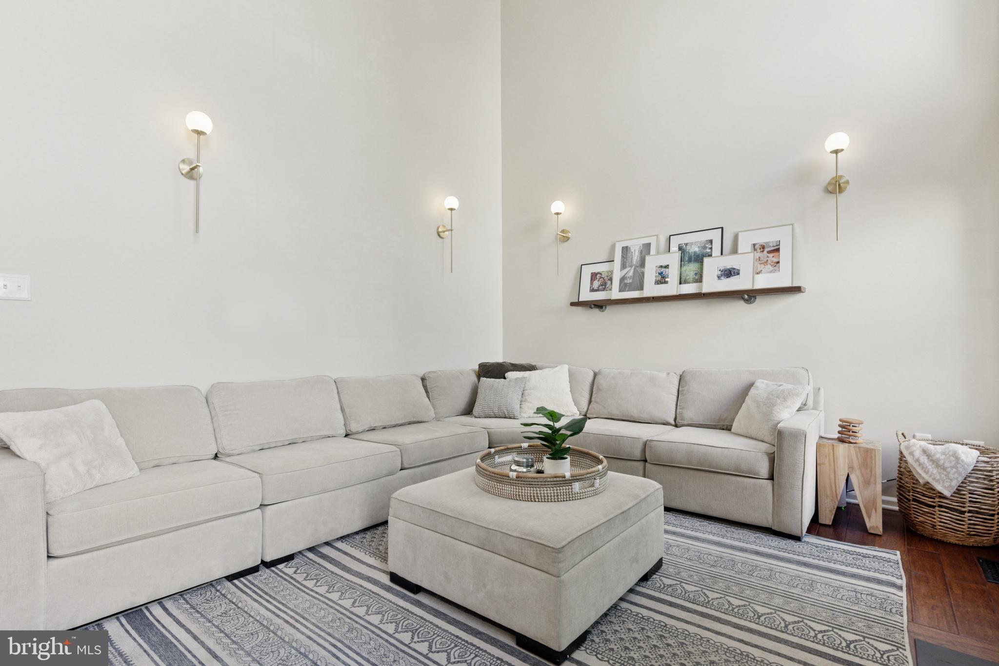 HAMLET - Residential