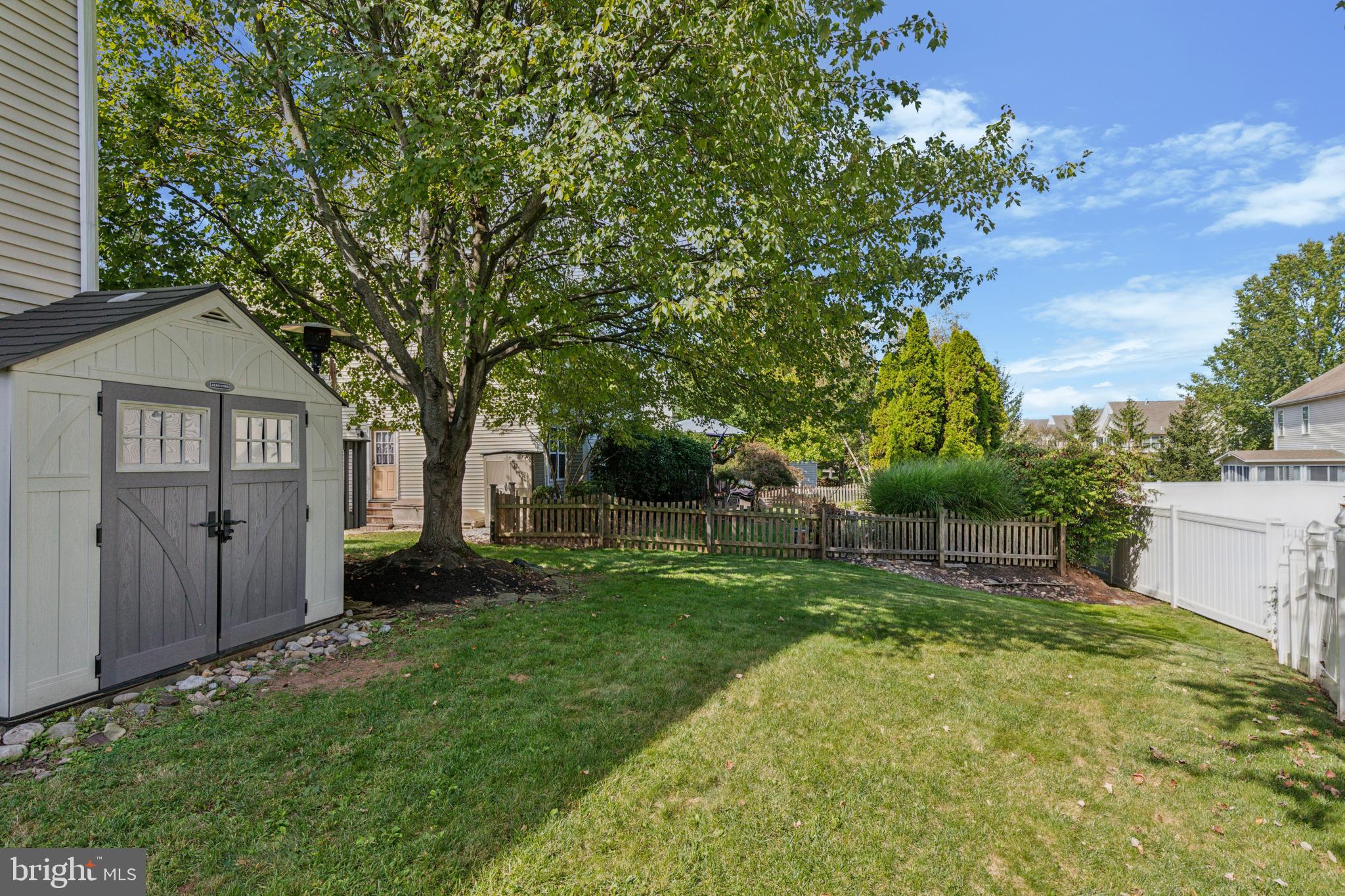 HAMLET - Residential