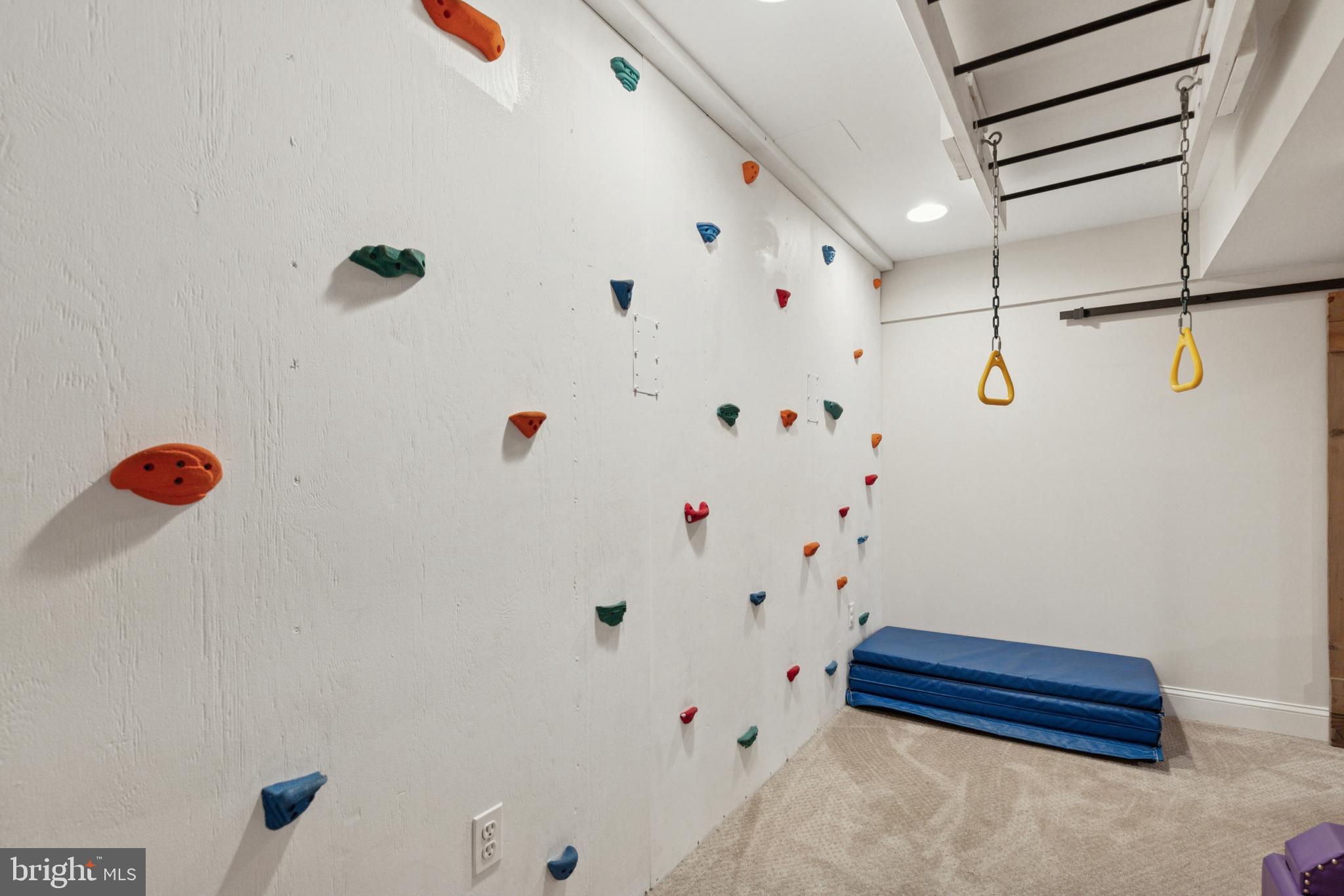 HAMLET - Residential