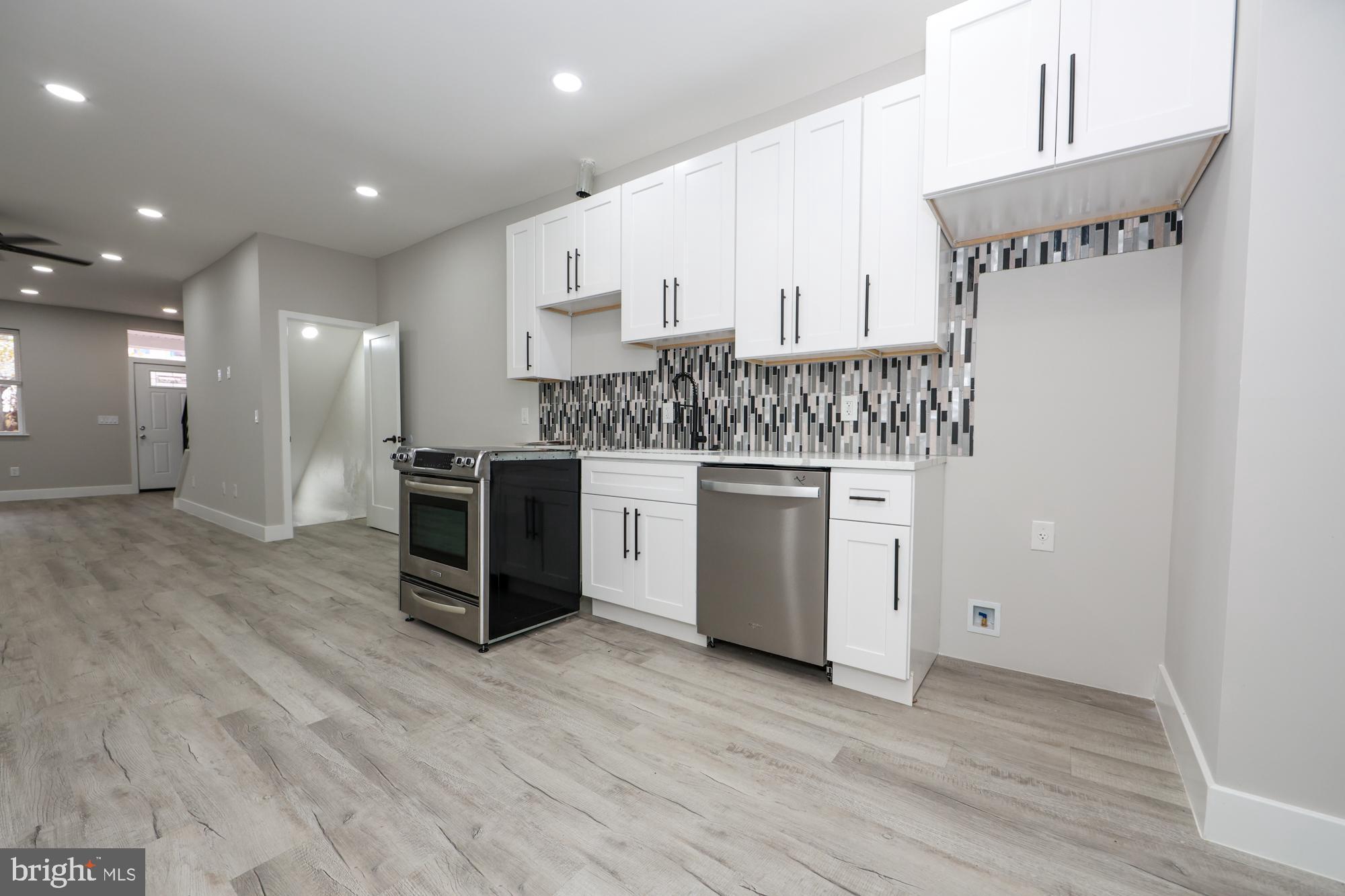 HARROWGATE - Residential