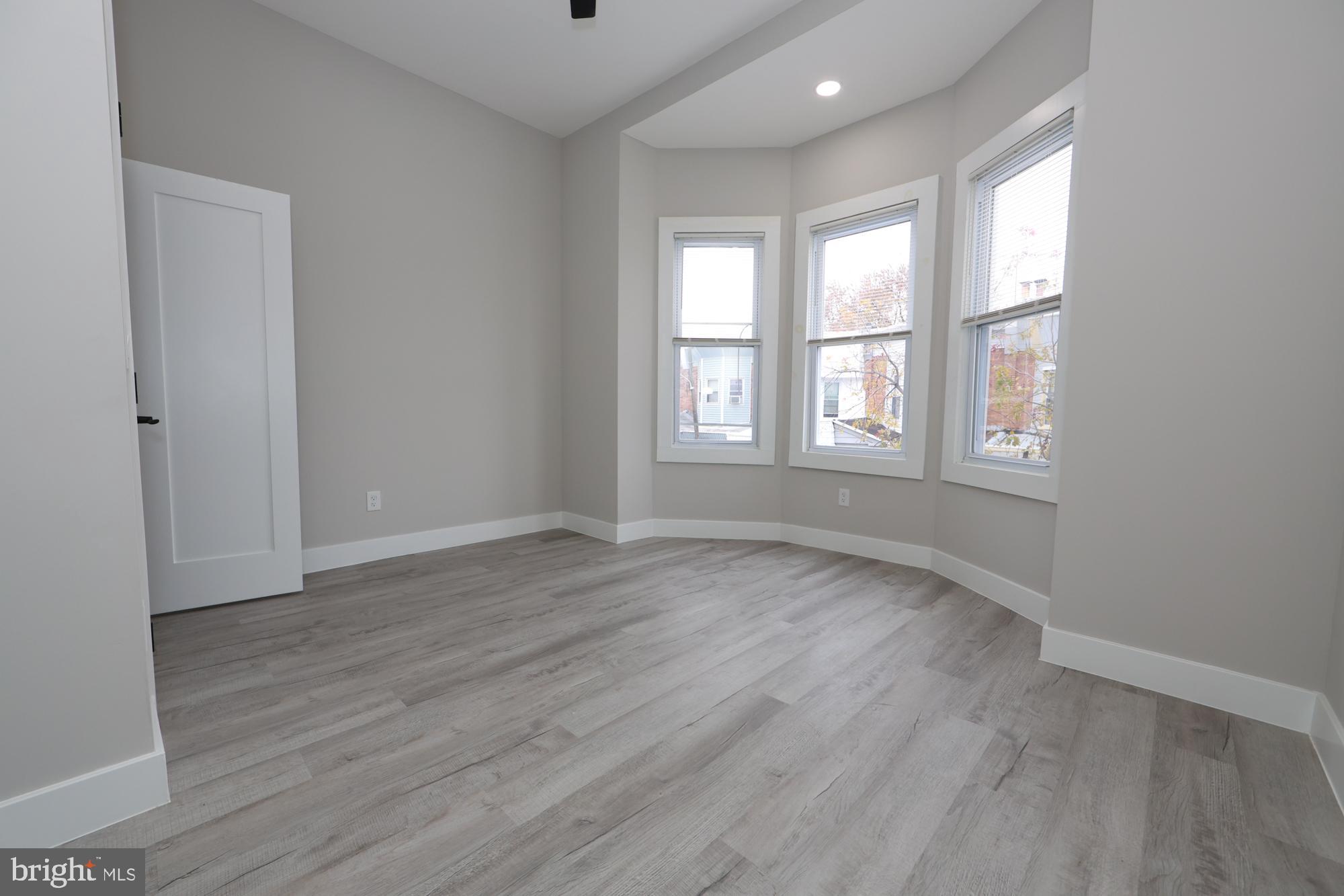 HARROWGATE - Residential