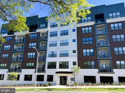 Photo of 1141 Fortune Terrace #307, POTOMAC, MD 20854 (MLS # MDMC2248010)
