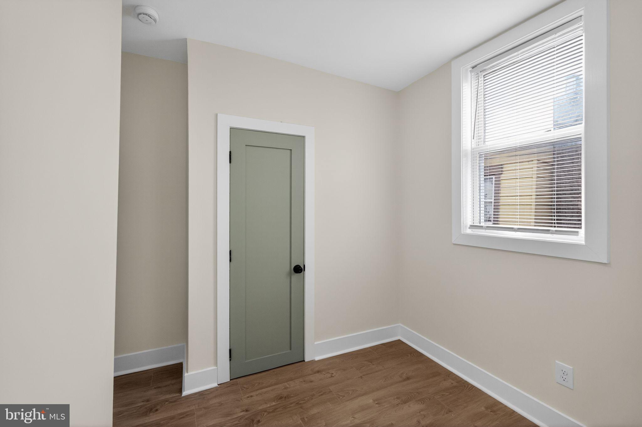 WHITMAN - Residential