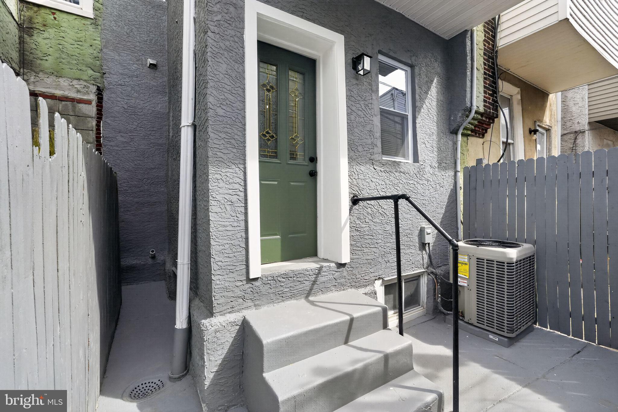 WHITMAN - Residential