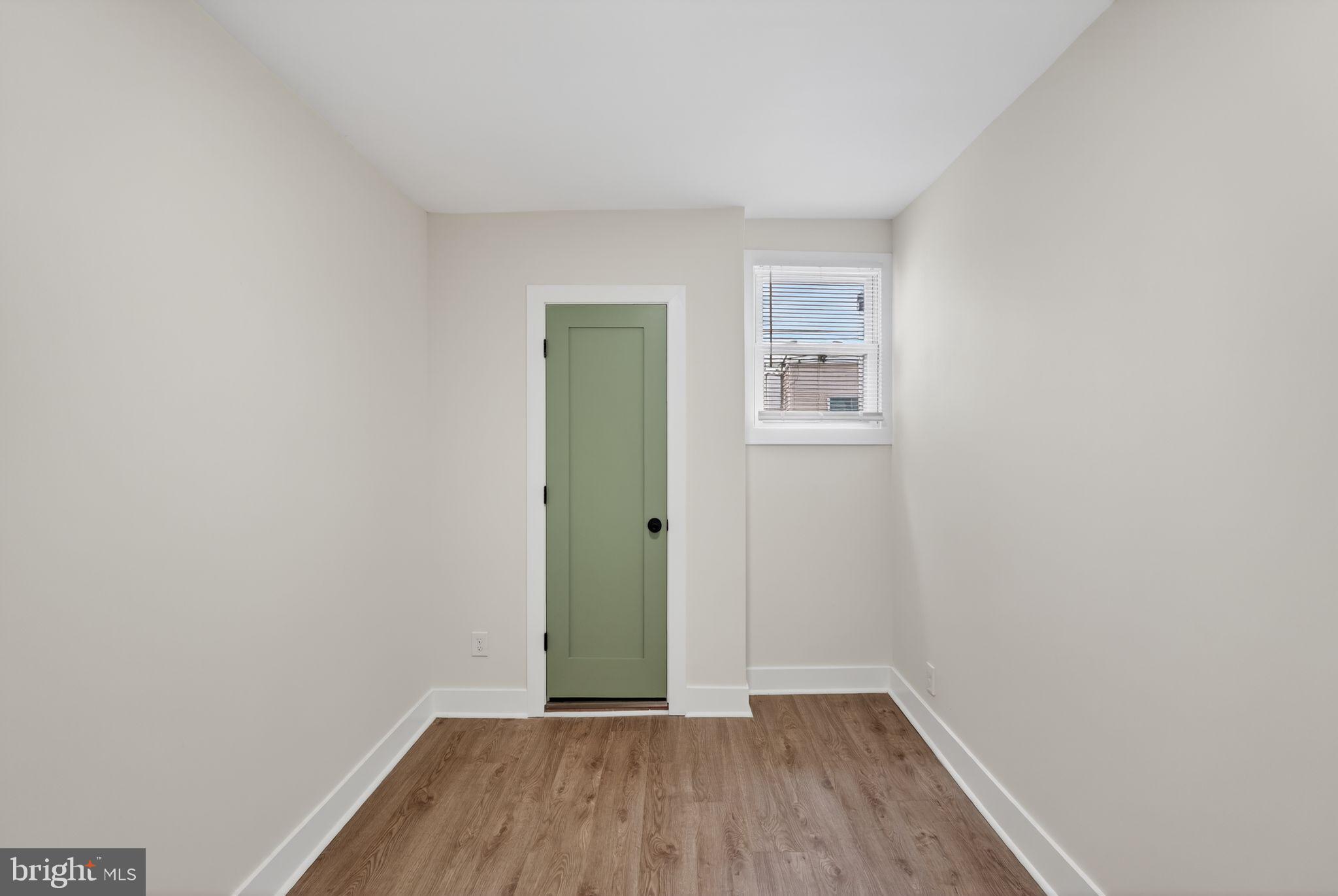 WHITMAN - Residential