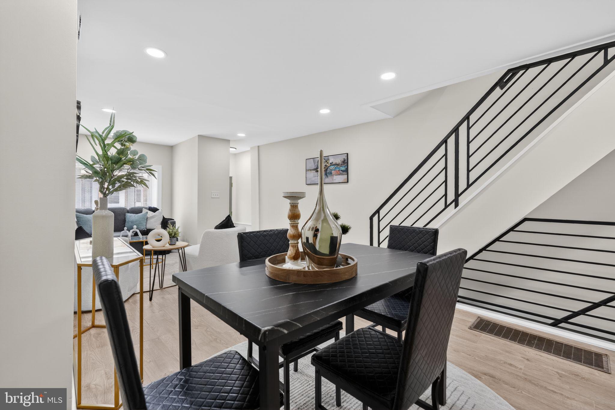 WHITMAN - Residential