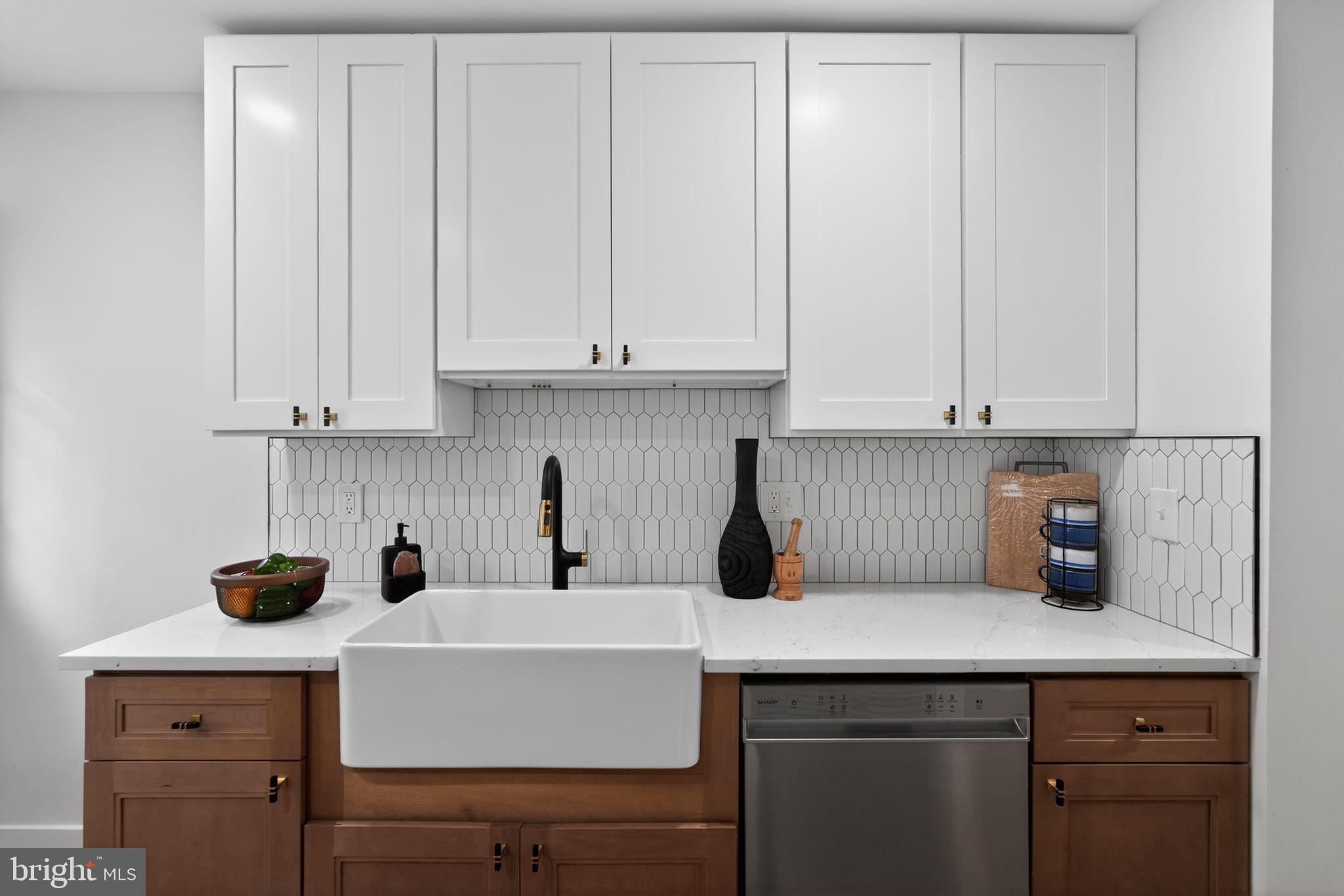 WHITMAN - Residential