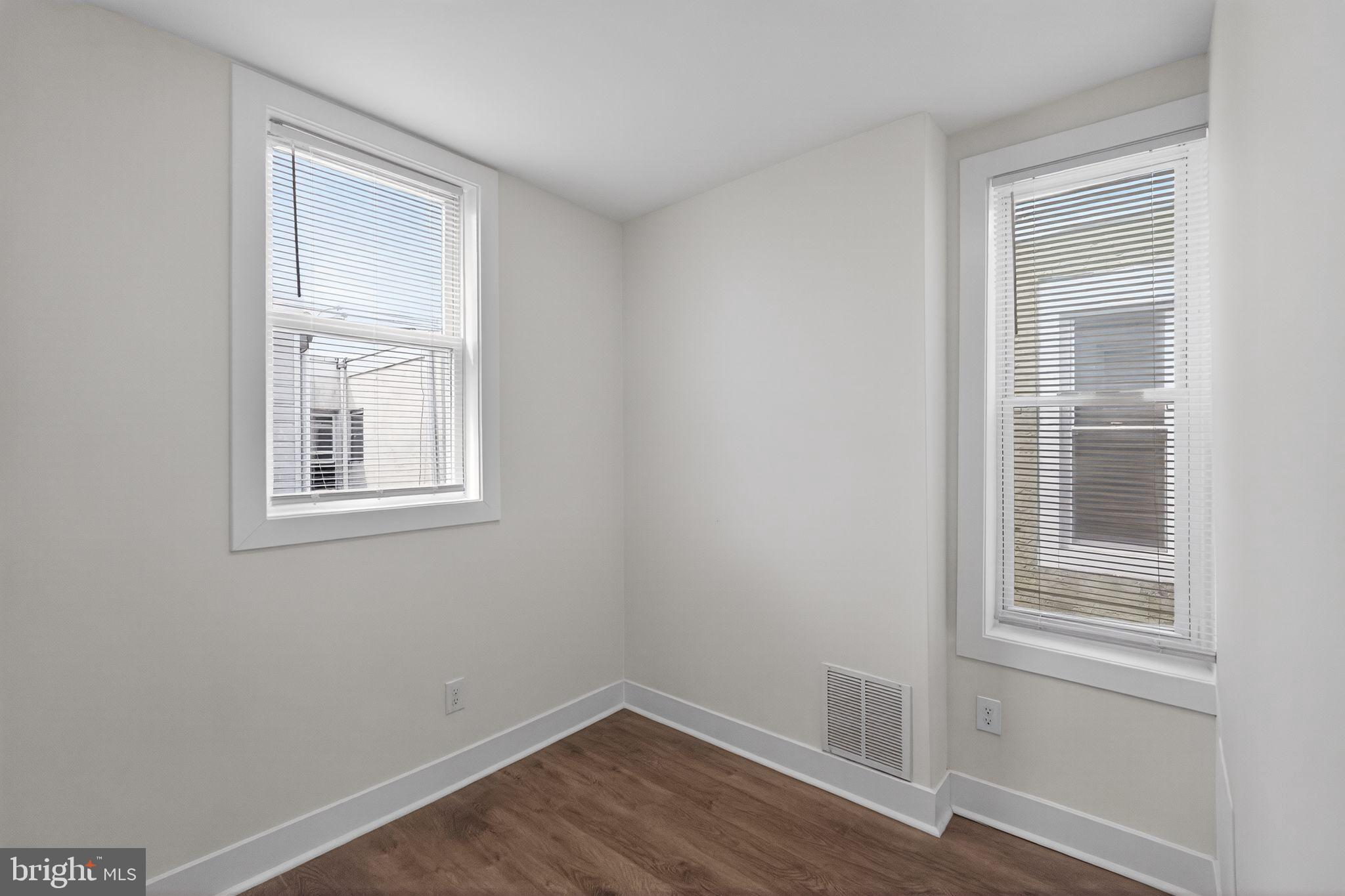 WHITMAN - Residential