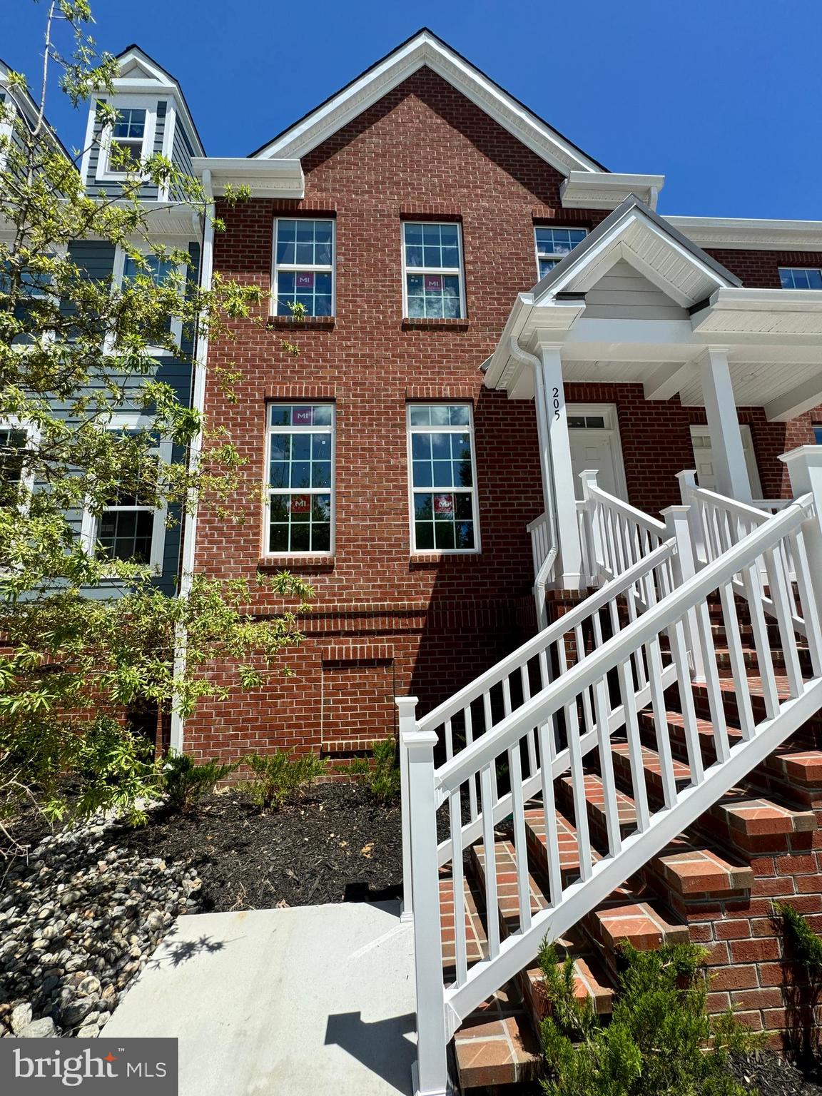 300 DIXON STREET 205