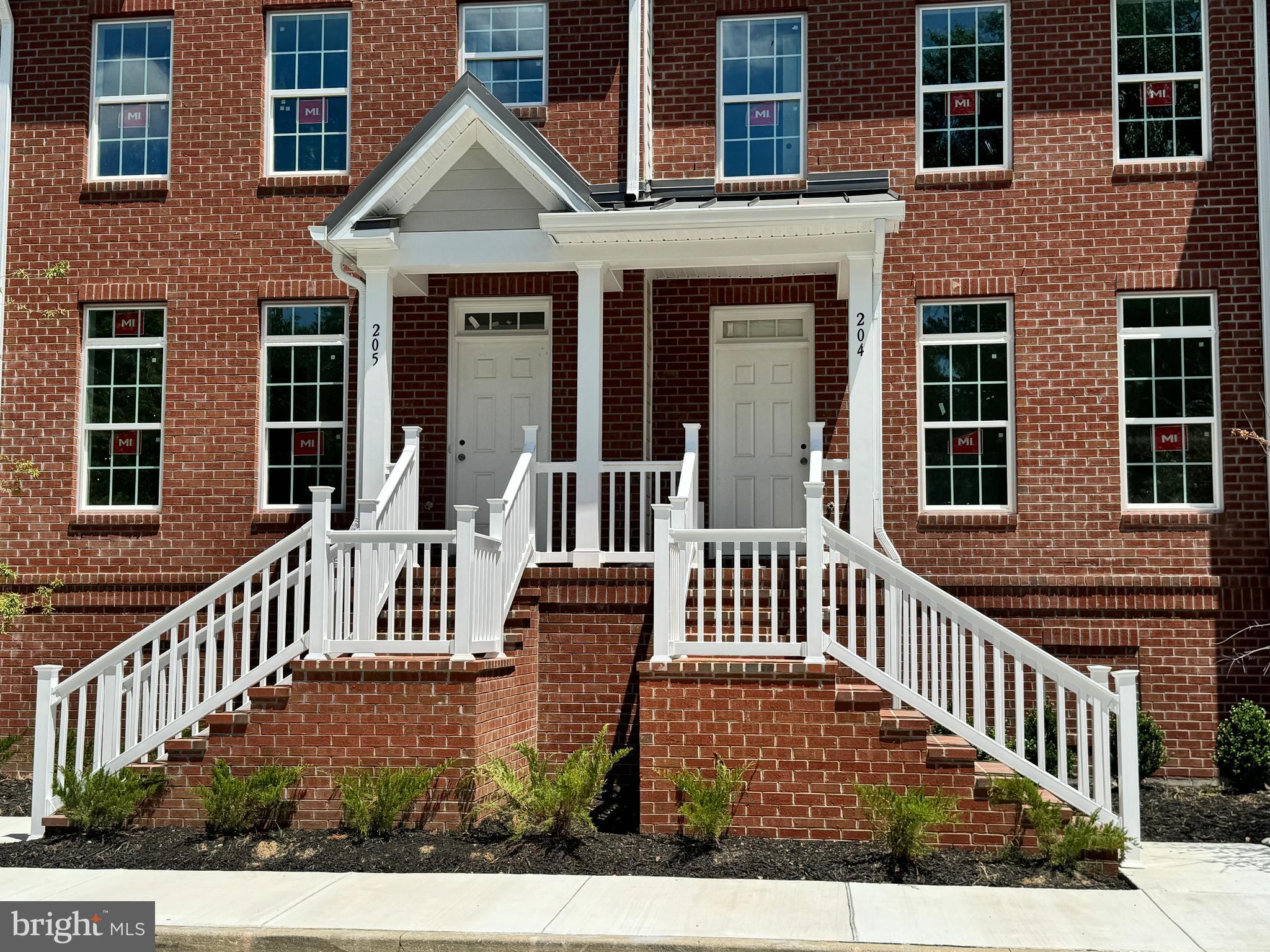 300 DIXON STREET 205