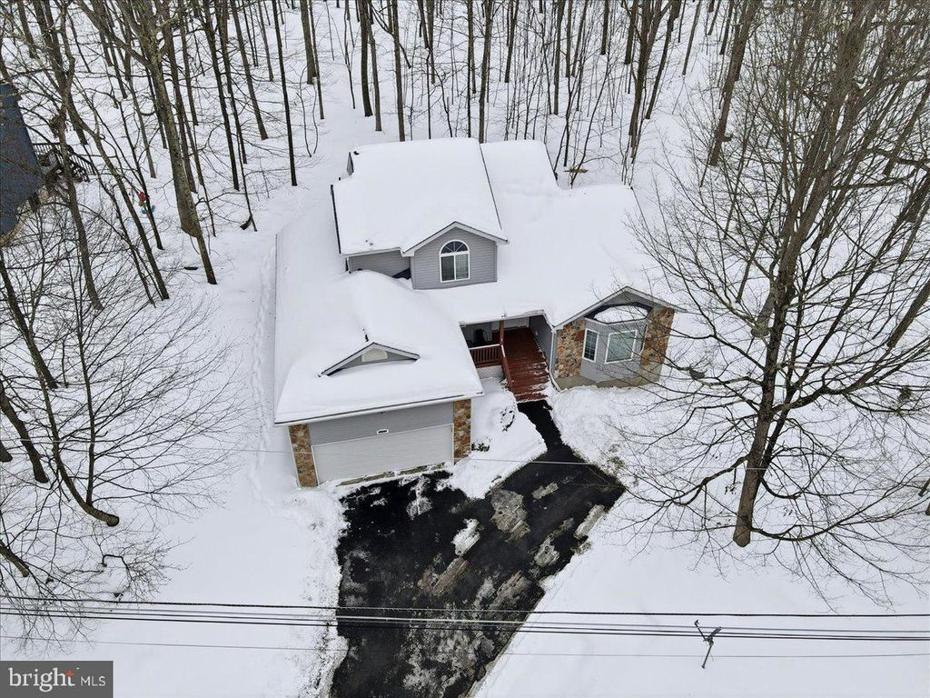 Photo of 2130 Scarborough Way, EAST STROUDSBURG, PA 18302 (MLS # PAMR2006076)