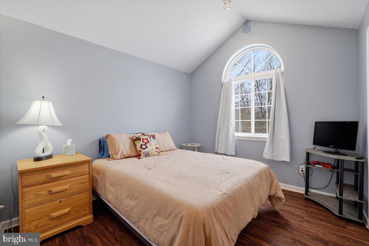 SAW CREEK ESTATES - Residential