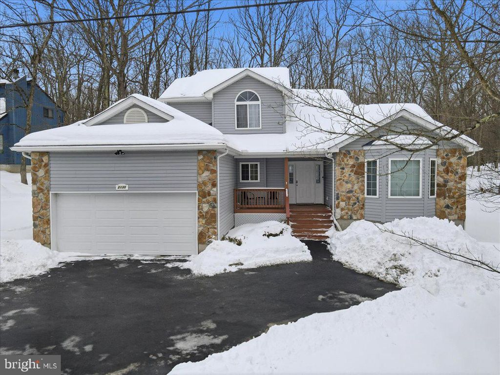Photo of 2130 Scarborough Way, EAST STROUDSBURG, PA 18302 (MLS # PAMR2006076)