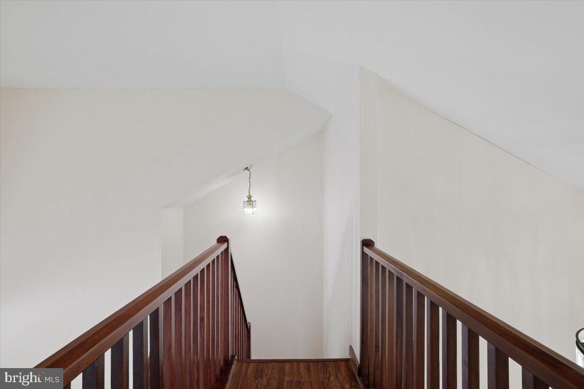 SAW CREEK ESTATES - Residential