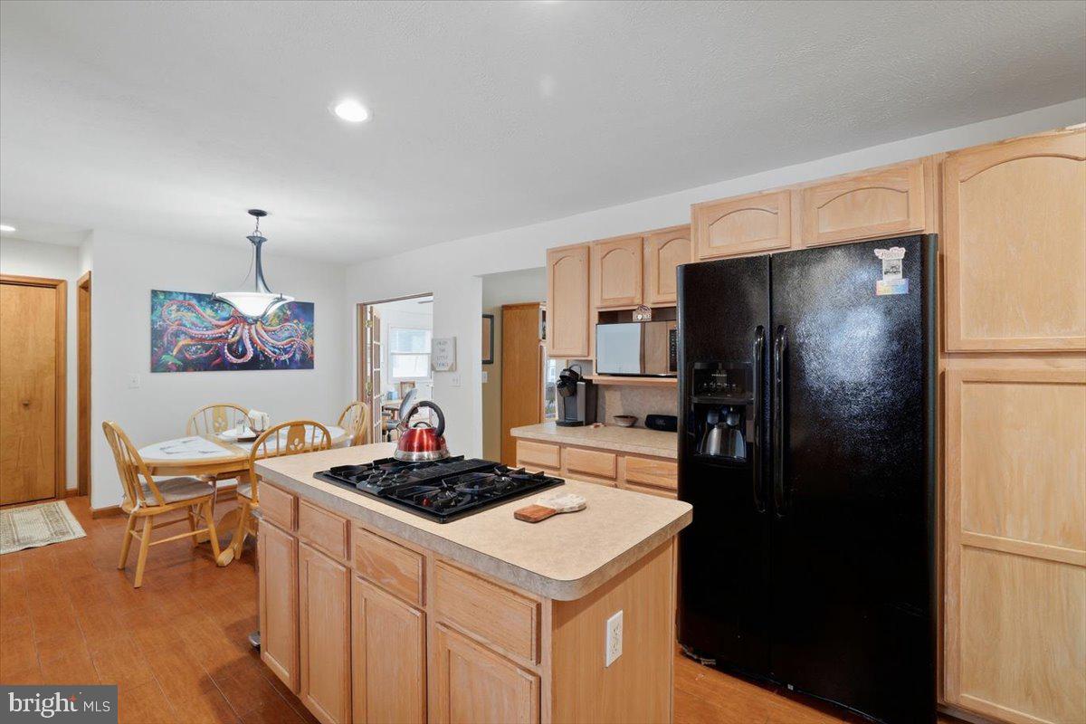 SAW CREEK ESTATES - Residential