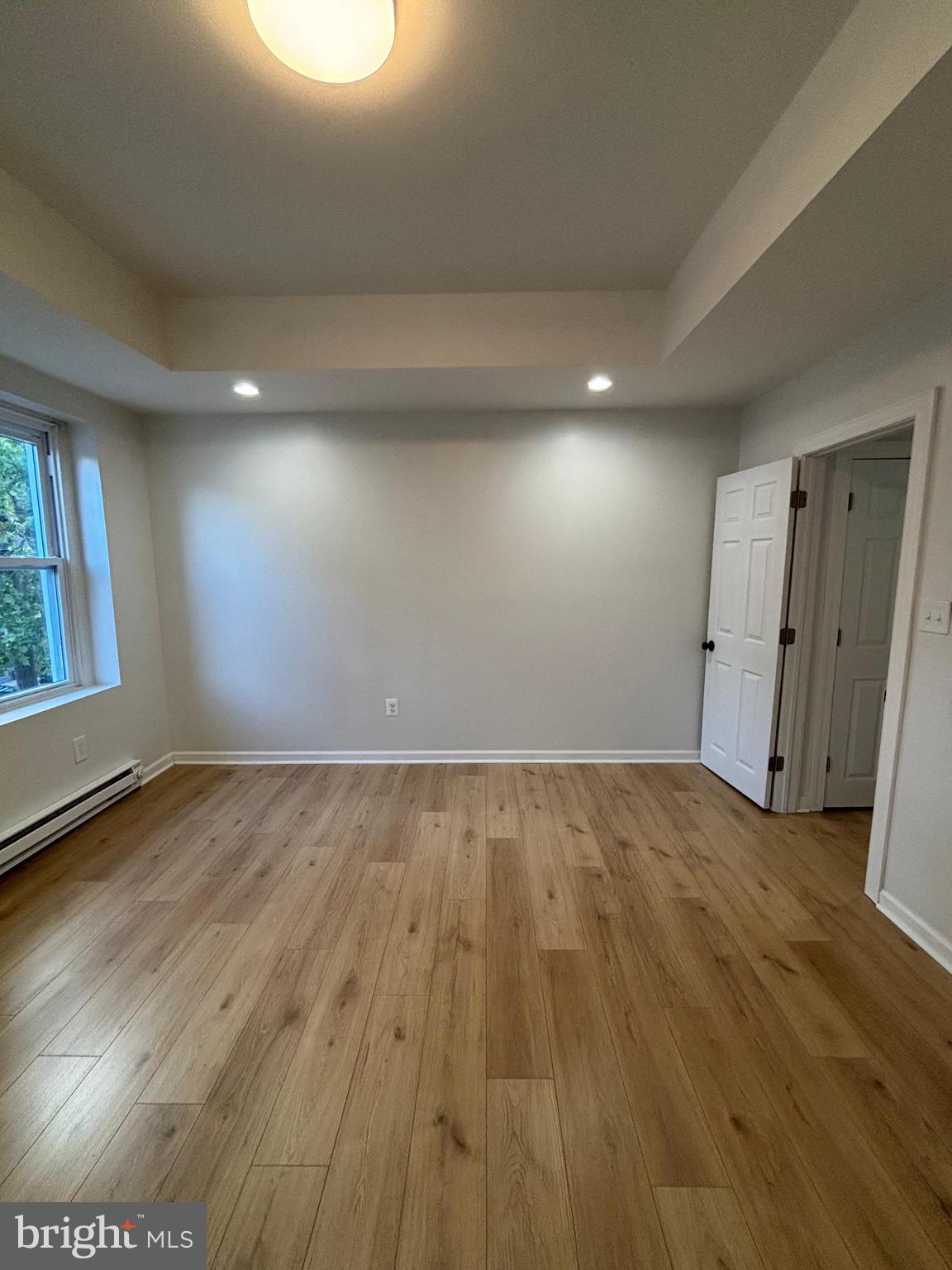 GERMANTOWN (EAST) - Residential